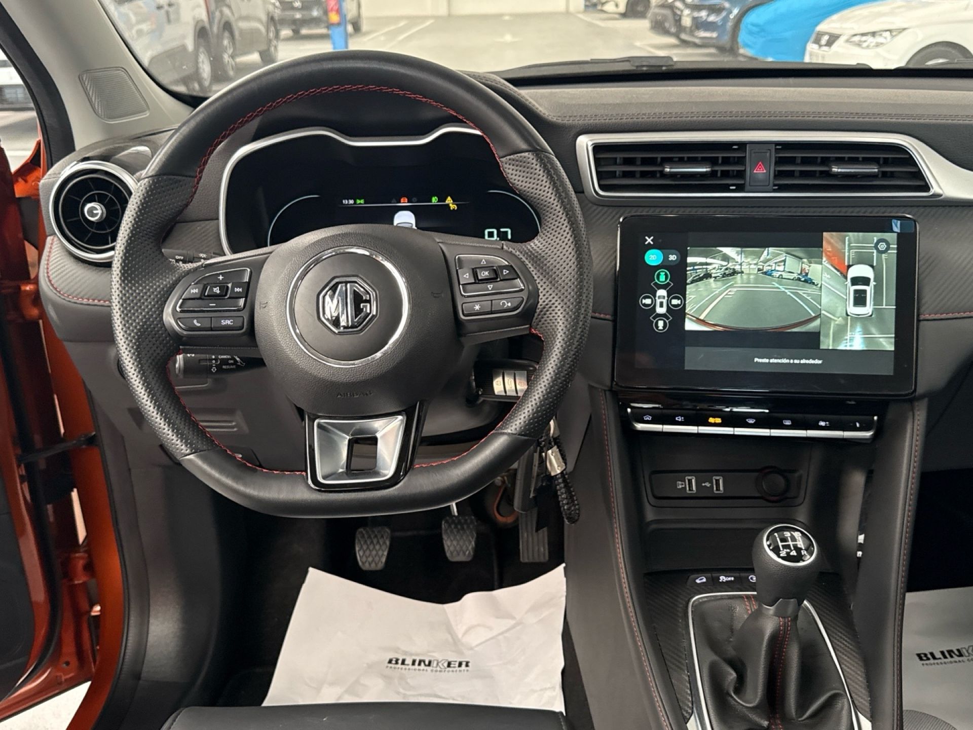 MG ZS - 10