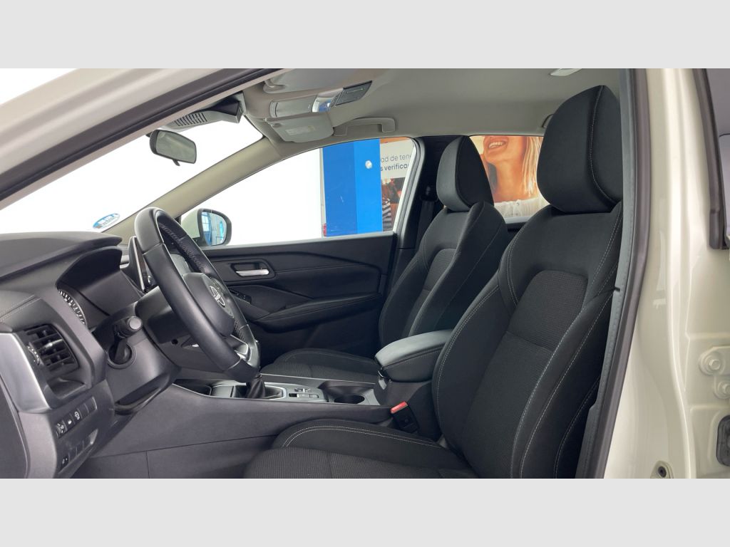 Nissan Qashqai - 11