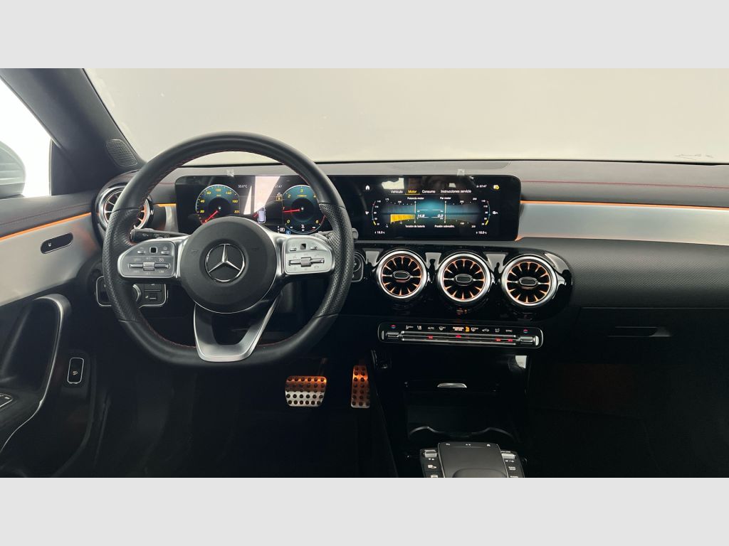 Mercedes-Benz CLA - 11