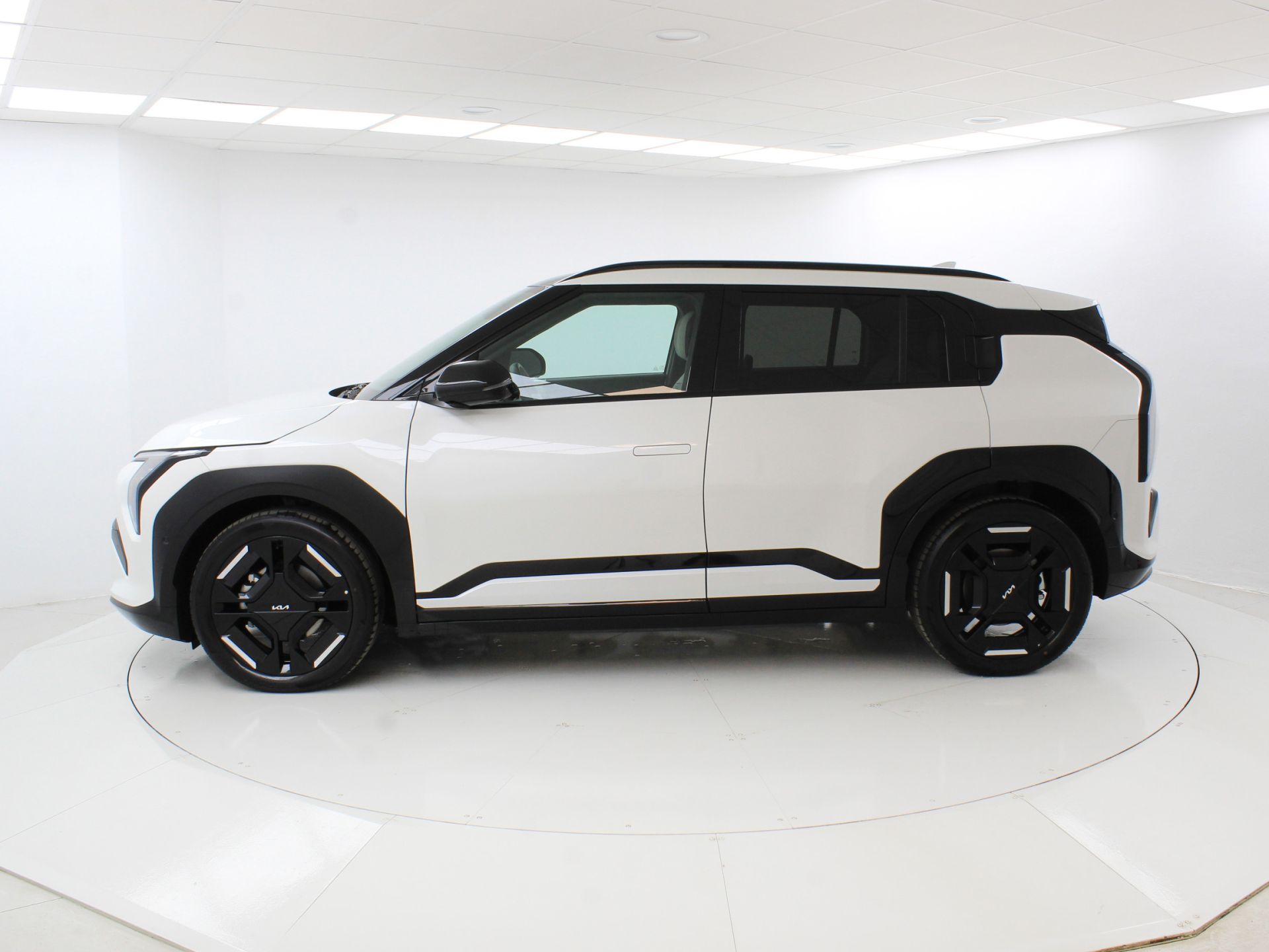 Kia EV3 - 4