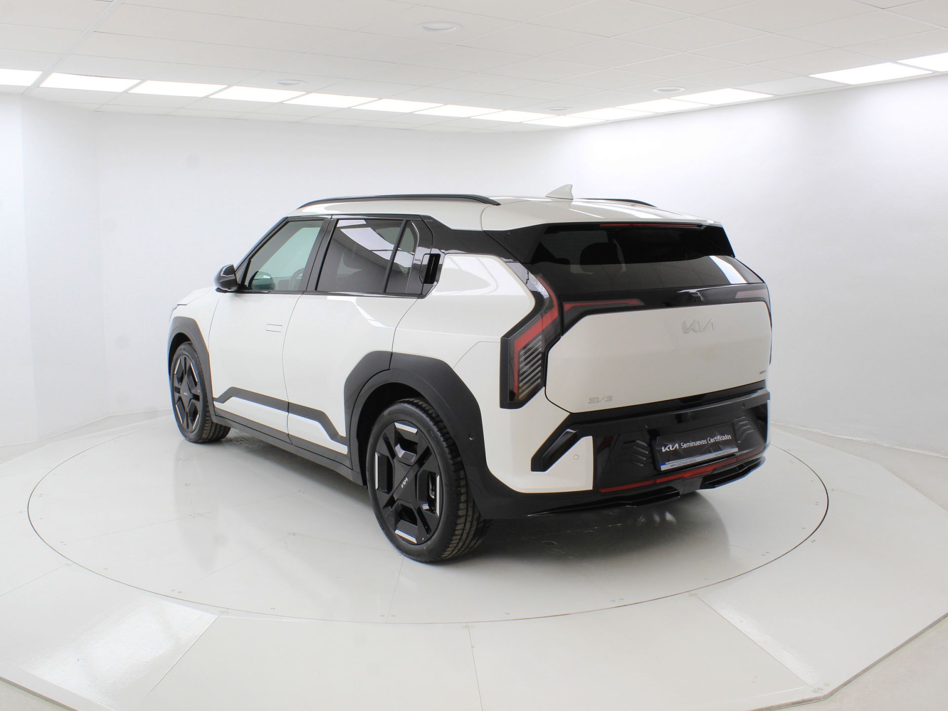 Kia EV3 - 5