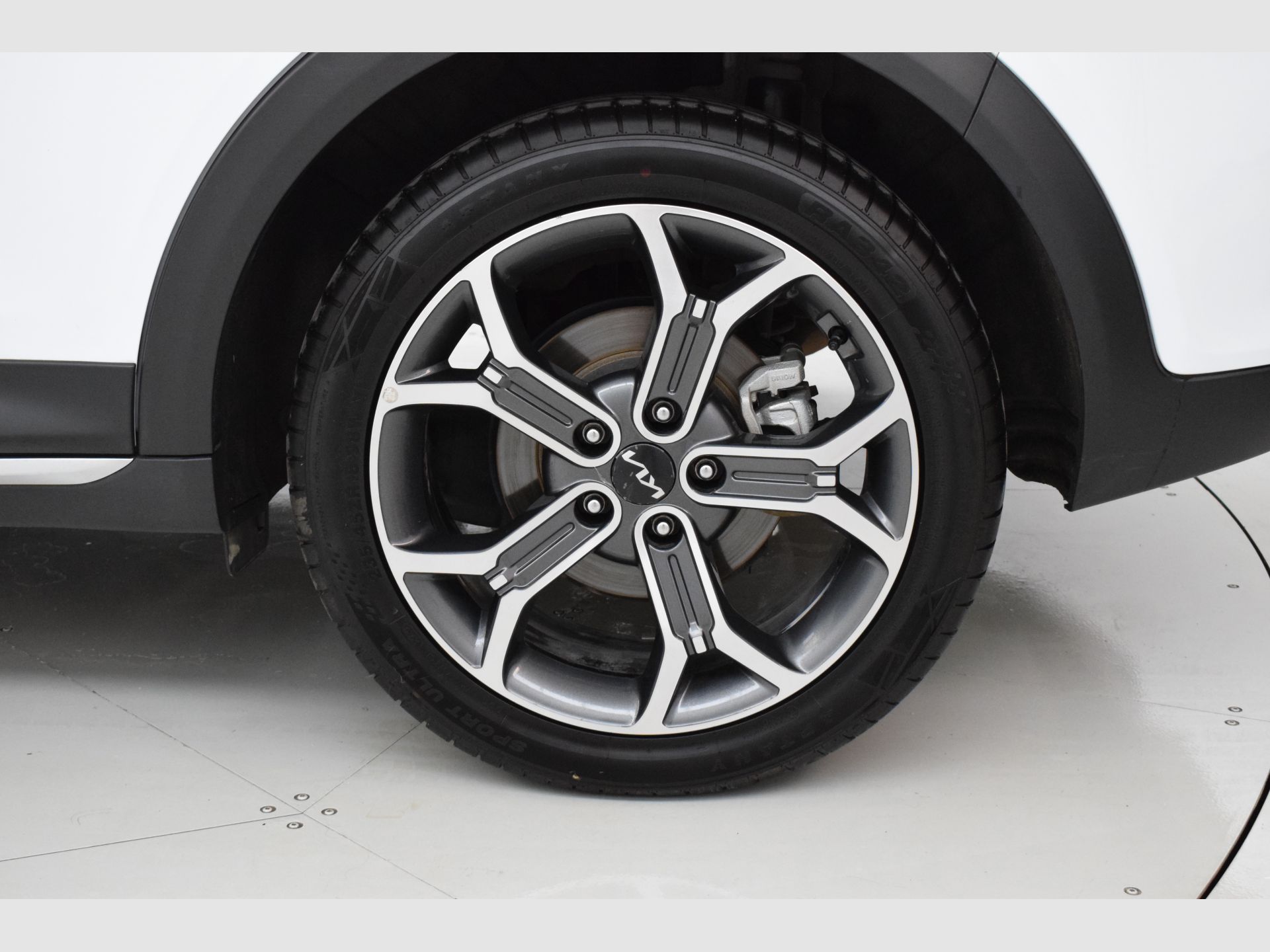 Kia XCeed - 10