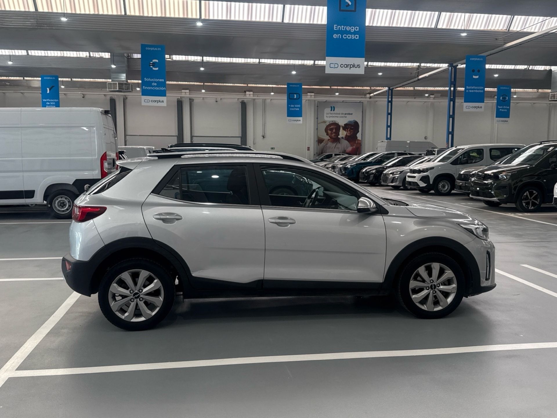 Kia Stonic - 8
