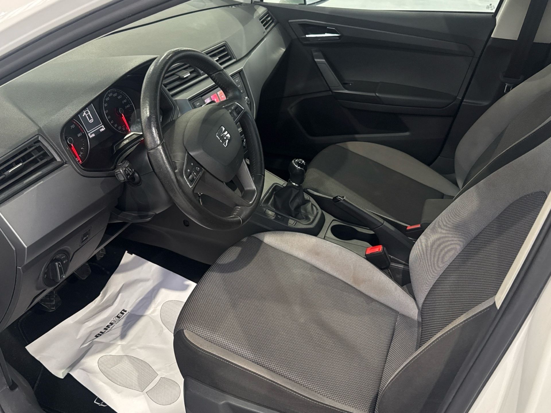 SEAT Ibiza - 11
