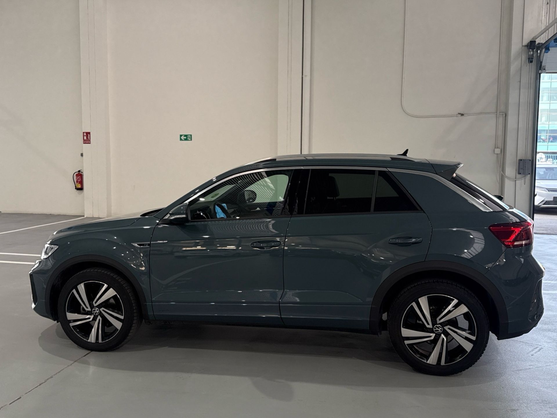 Volkswagen T-Roc - 4