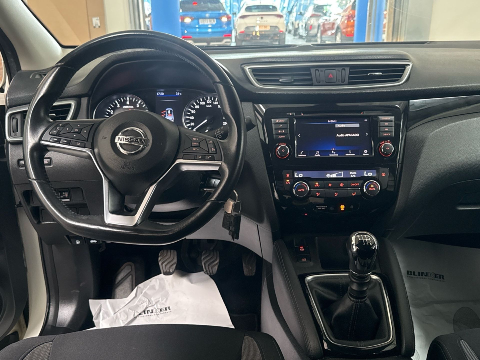 Nissan Qashqai - 10