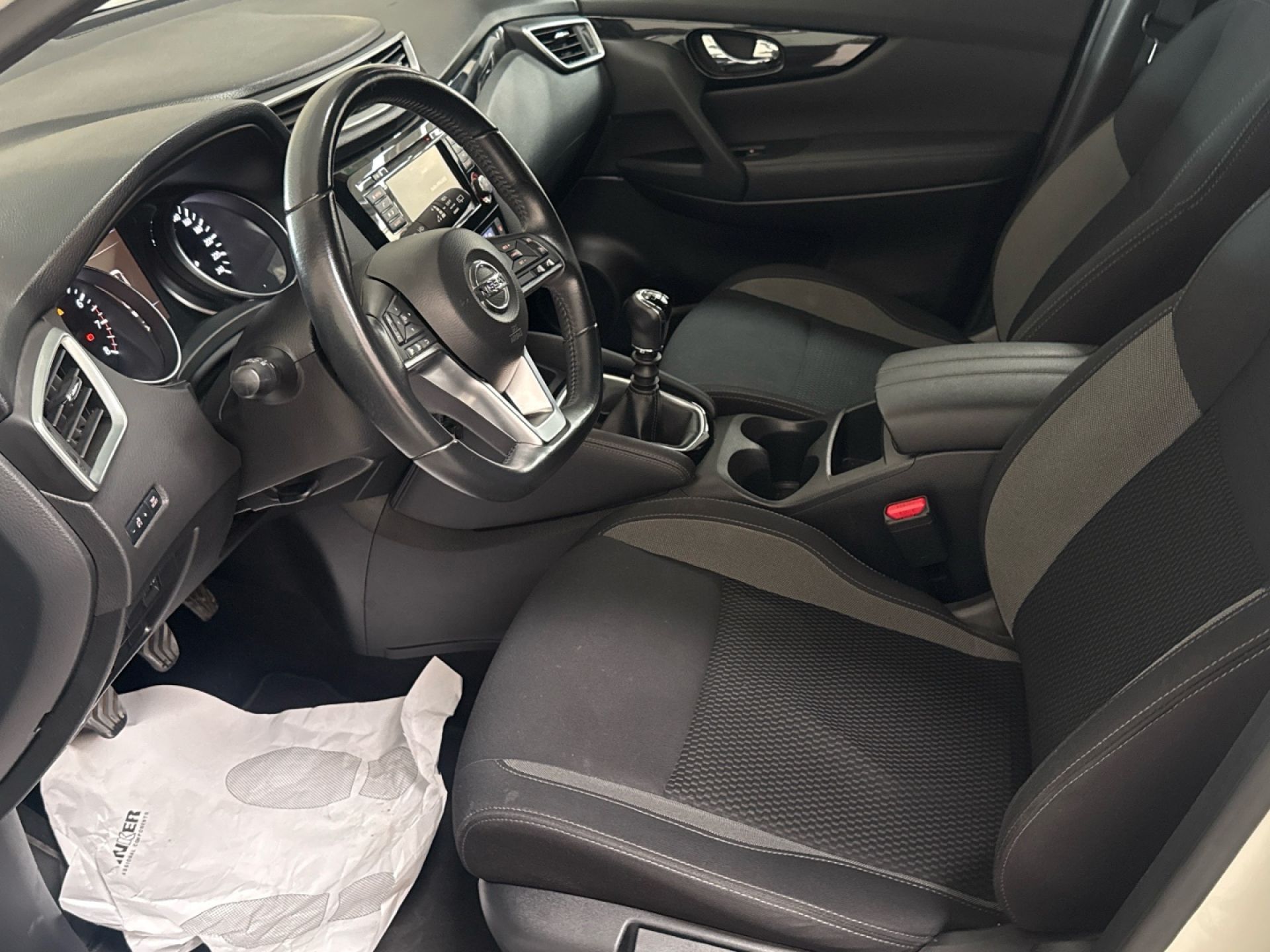 Nissan Qashqai - 11