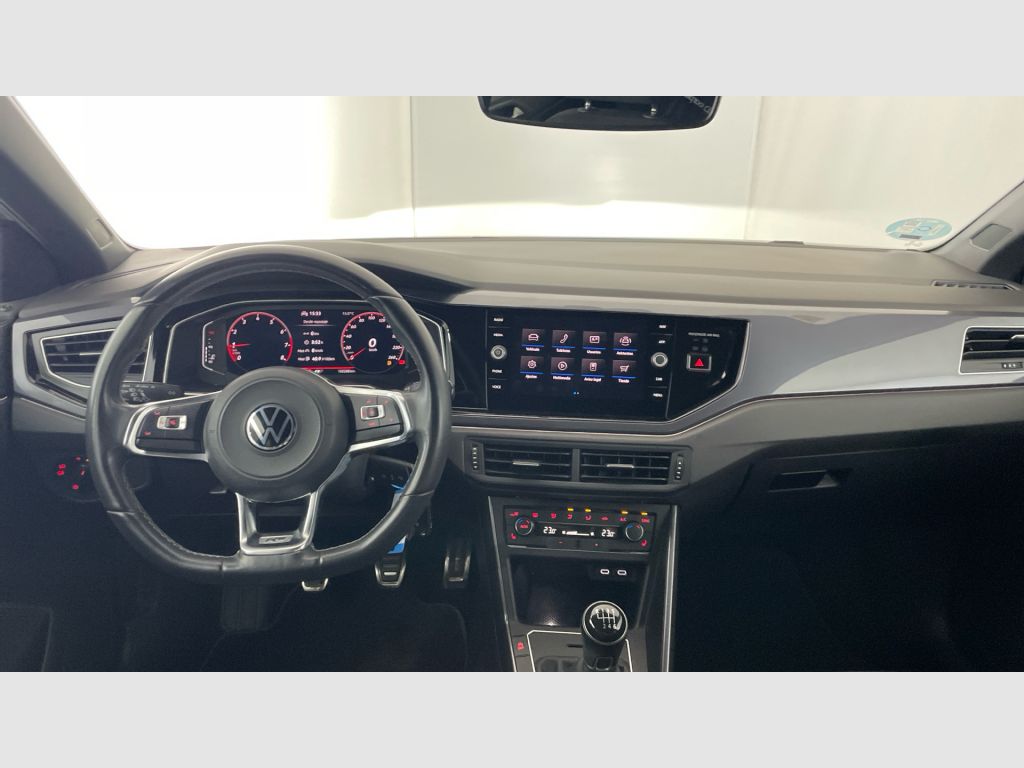 Volkswagen Polo - 11