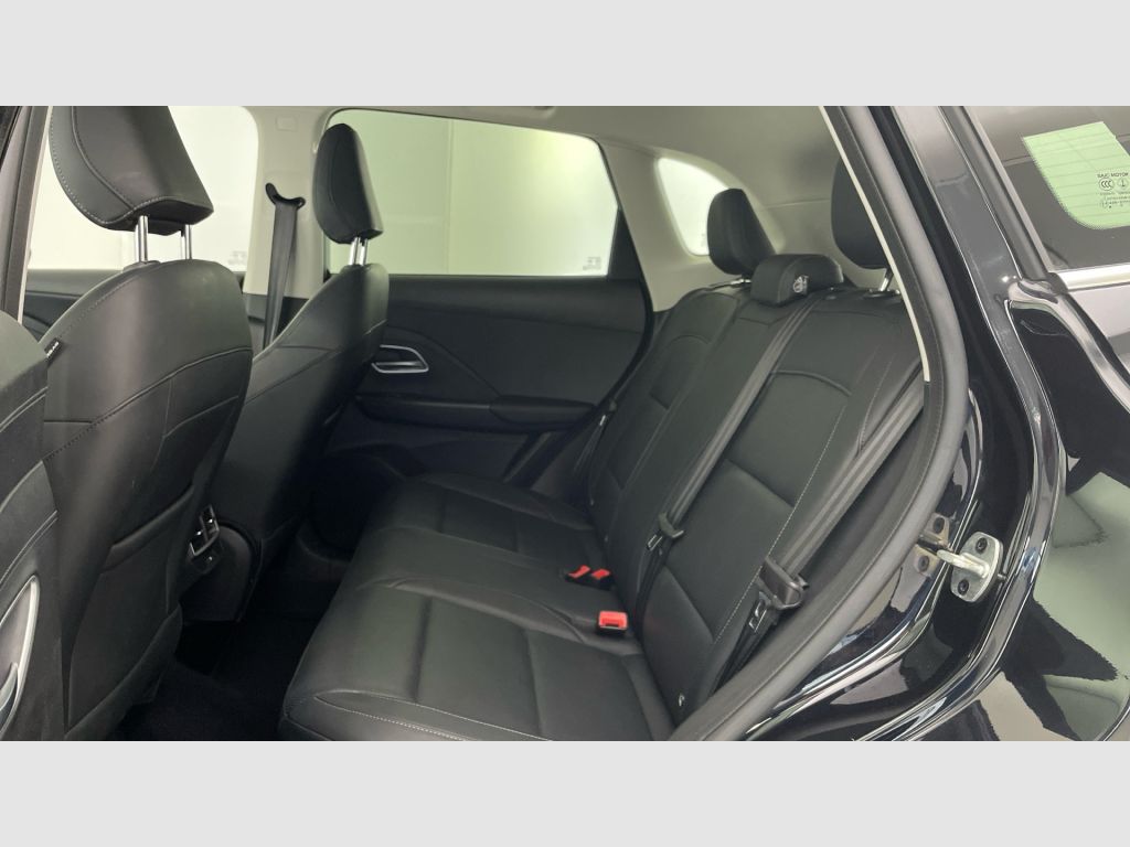 MG ZS Hybrid+ - 12