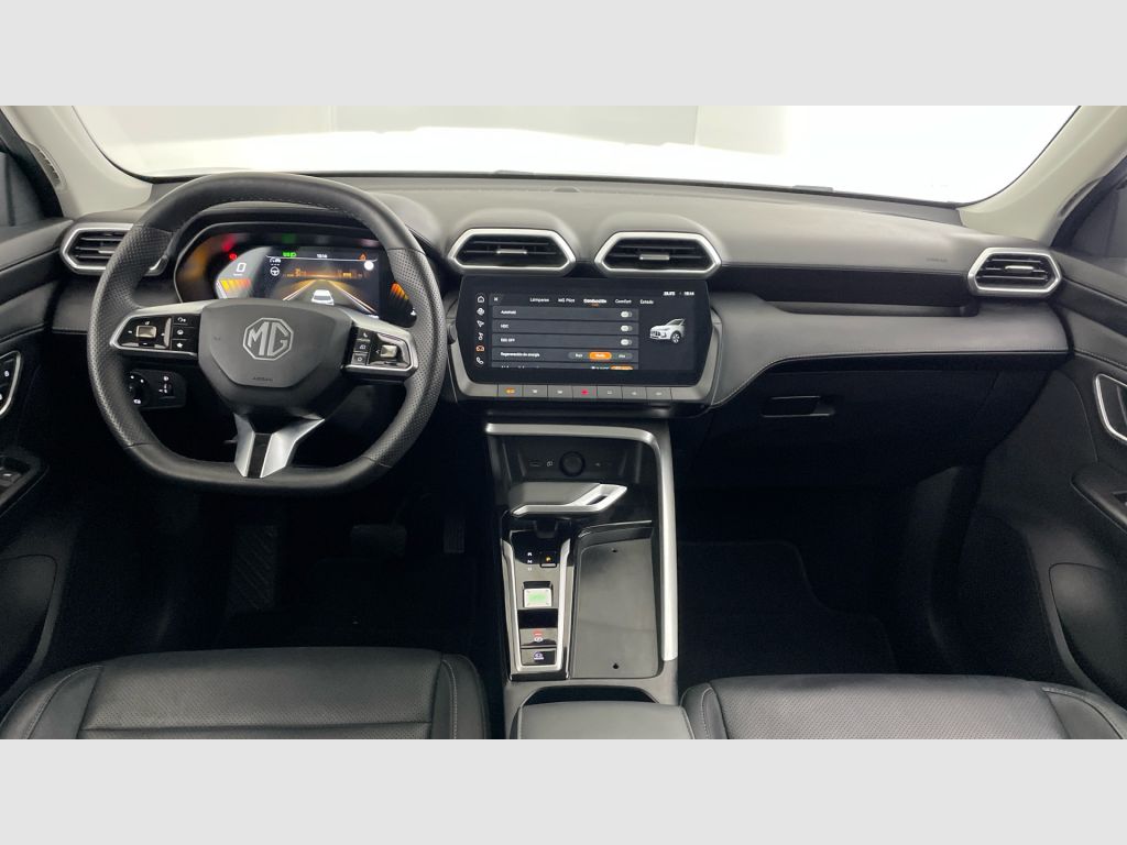 MG ZS Hybrid+ - 10