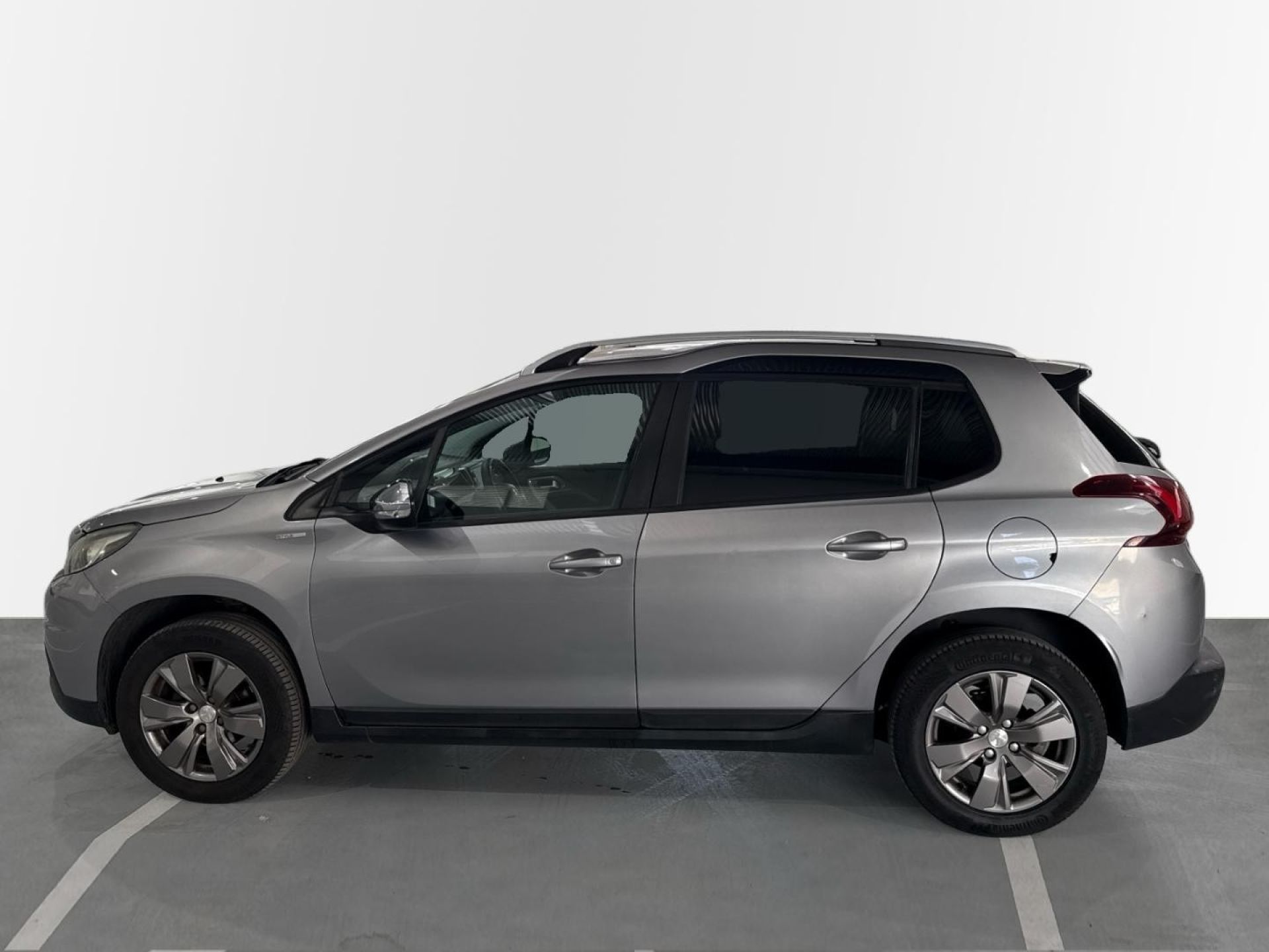 Peugeot 2008 - 4