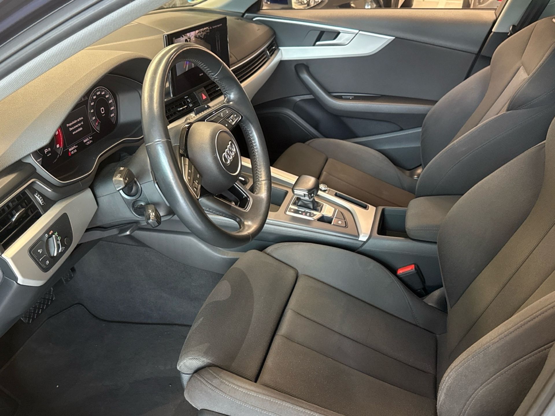 Audi A4 - 11