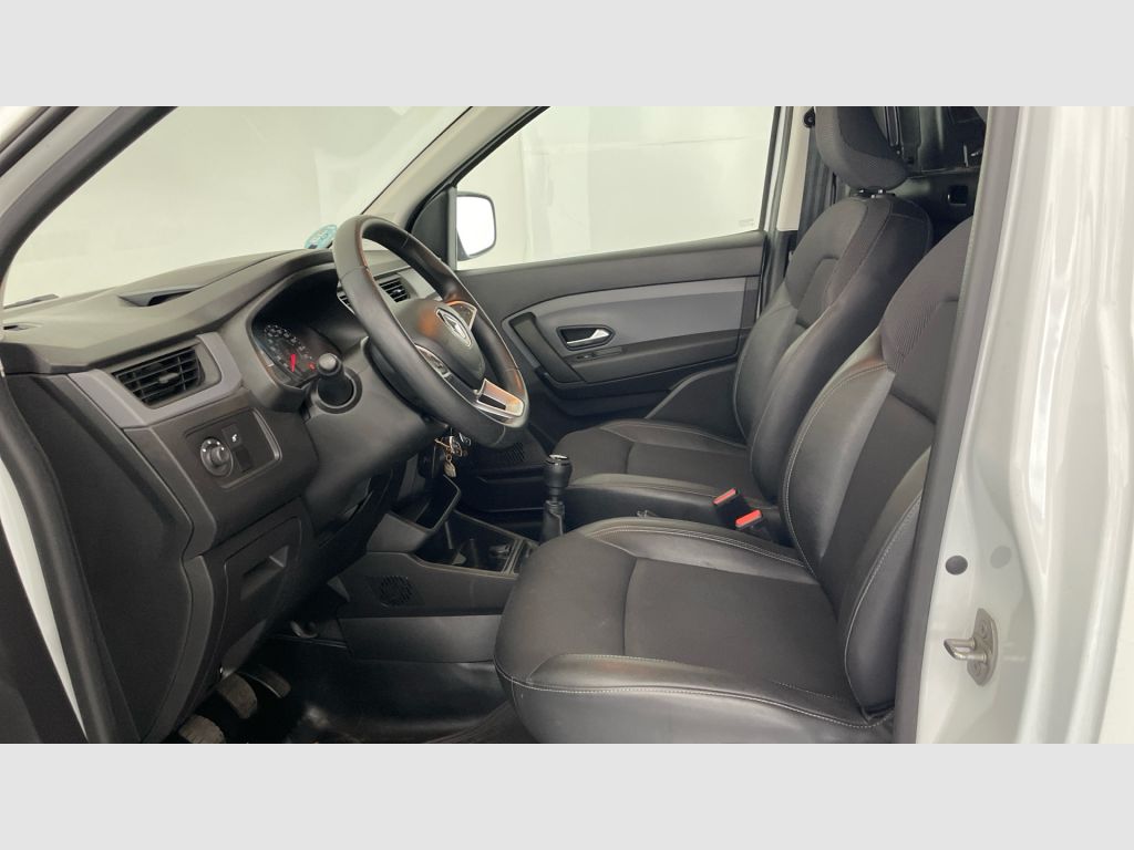 Renault Express - 12