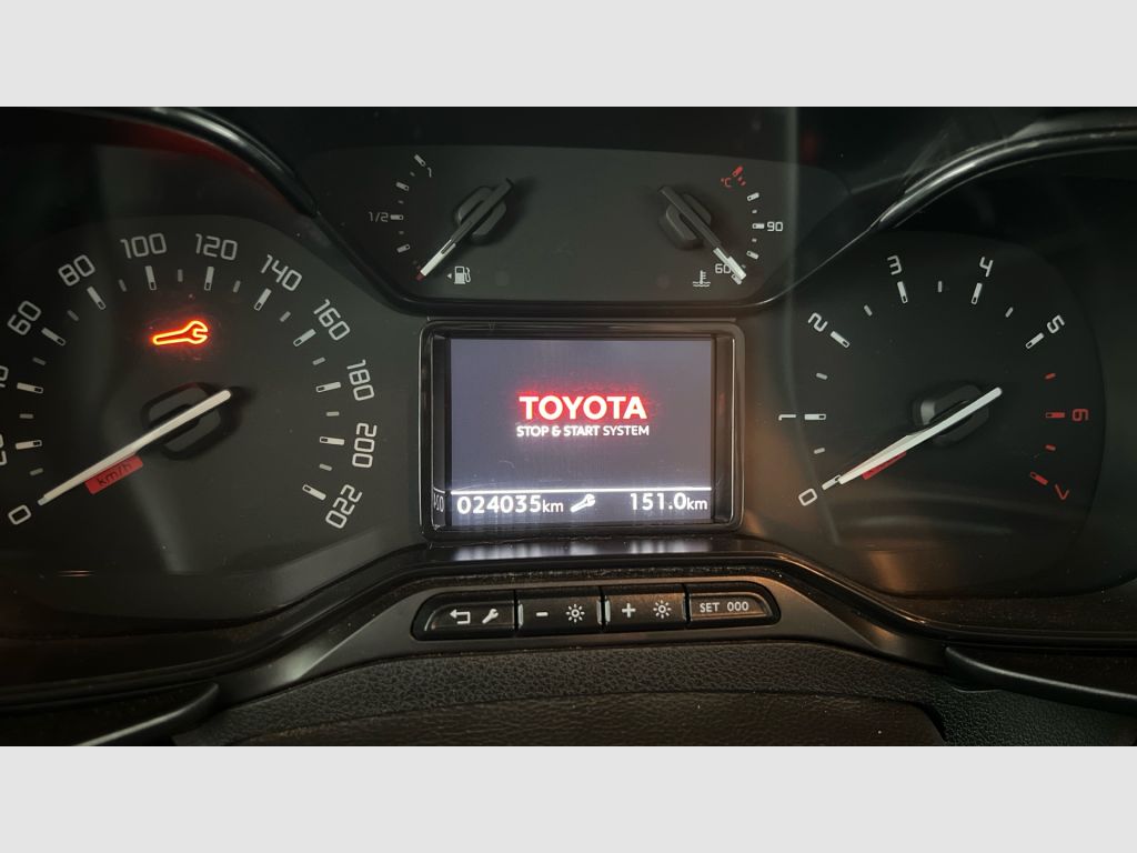 TOYOTA Proace City - 10