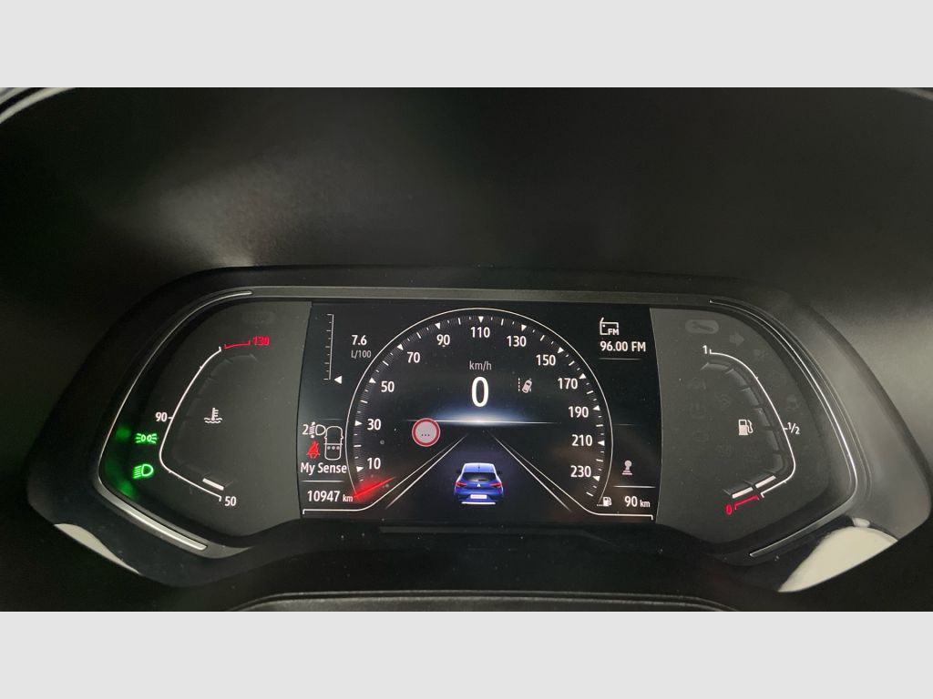 Renault Clio - 9