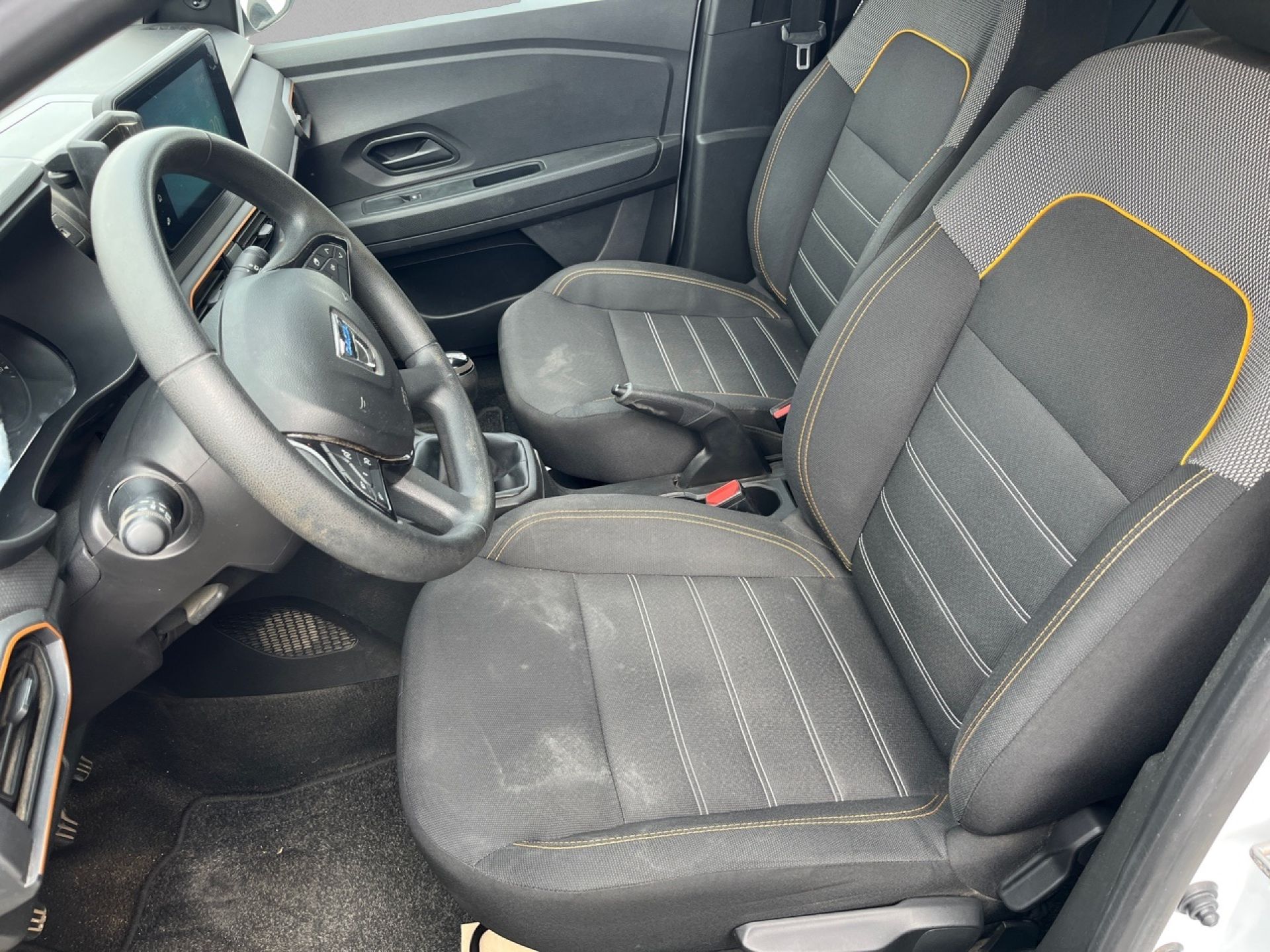 Dacia Sandero - 11