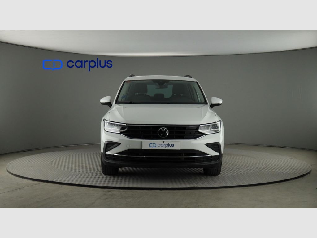 Volkswagen Tiguan - 3