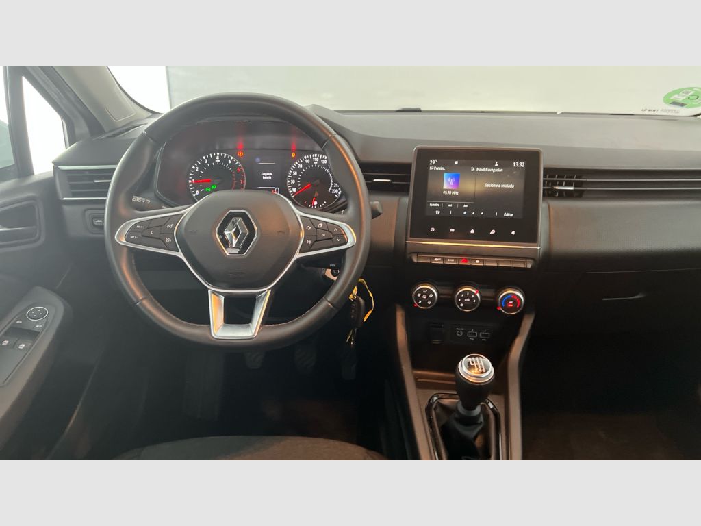 Renault Clio - 11