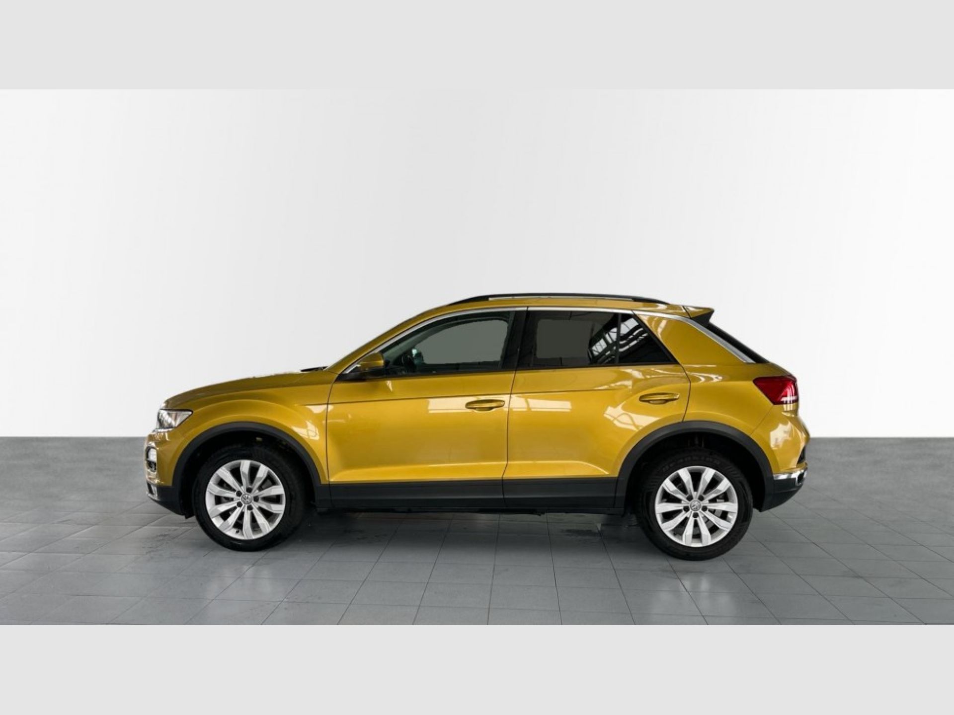 Volkswagen T-Roc - 4