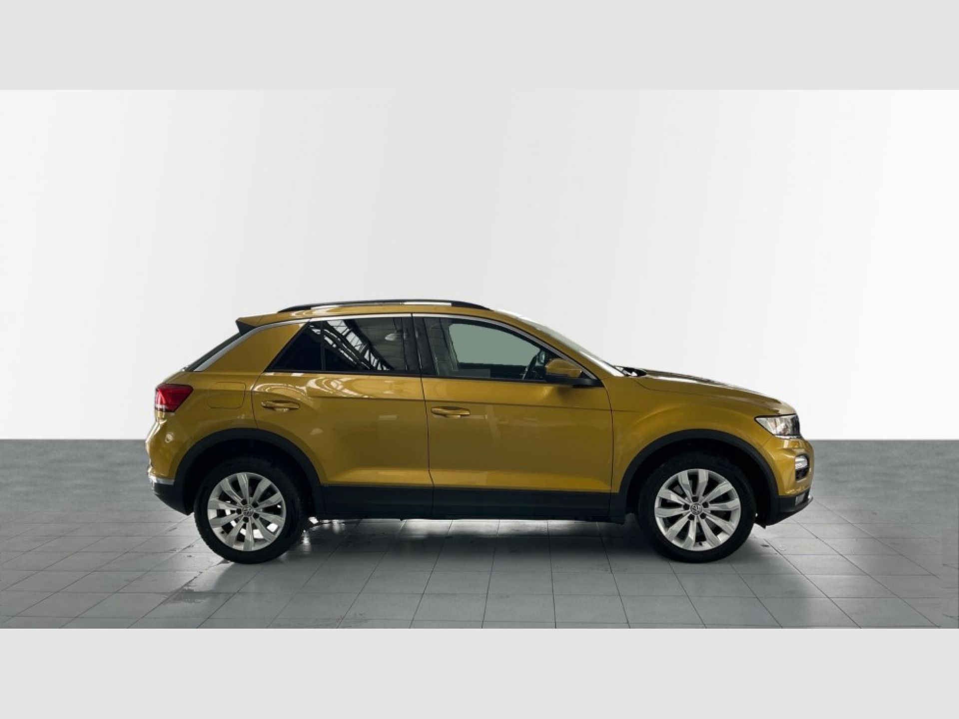 Volkswagen T-Roc - 8
