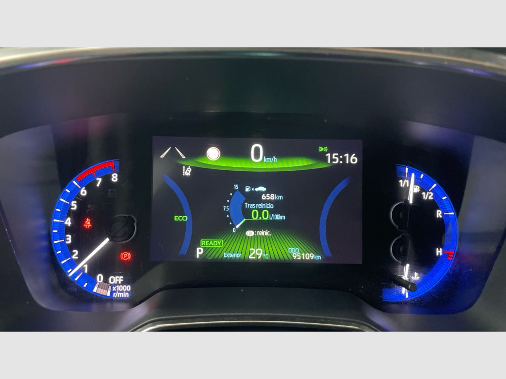 TOYOTA Corolla - 10