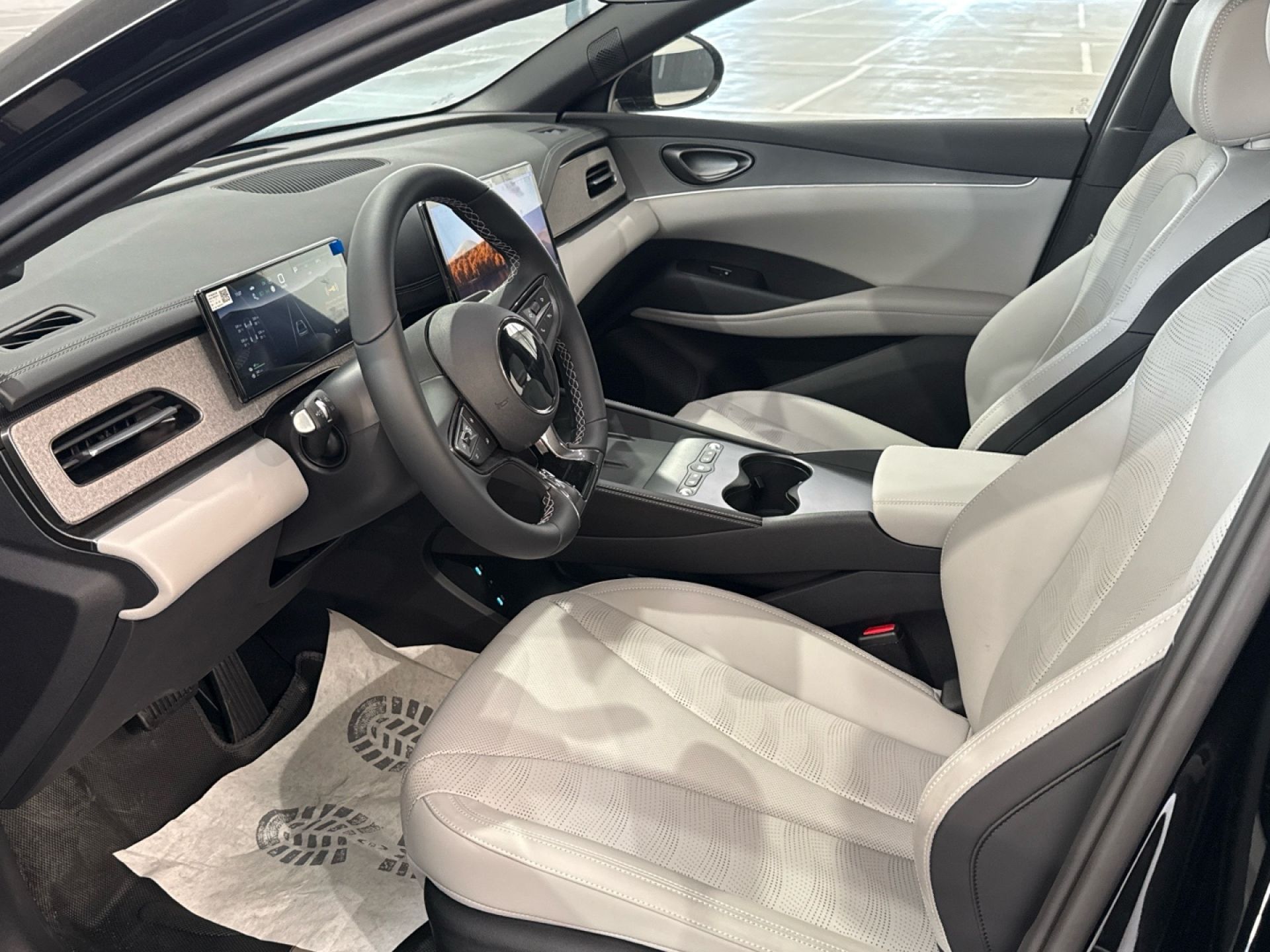 BYD Seal 6 DM-i - 11
