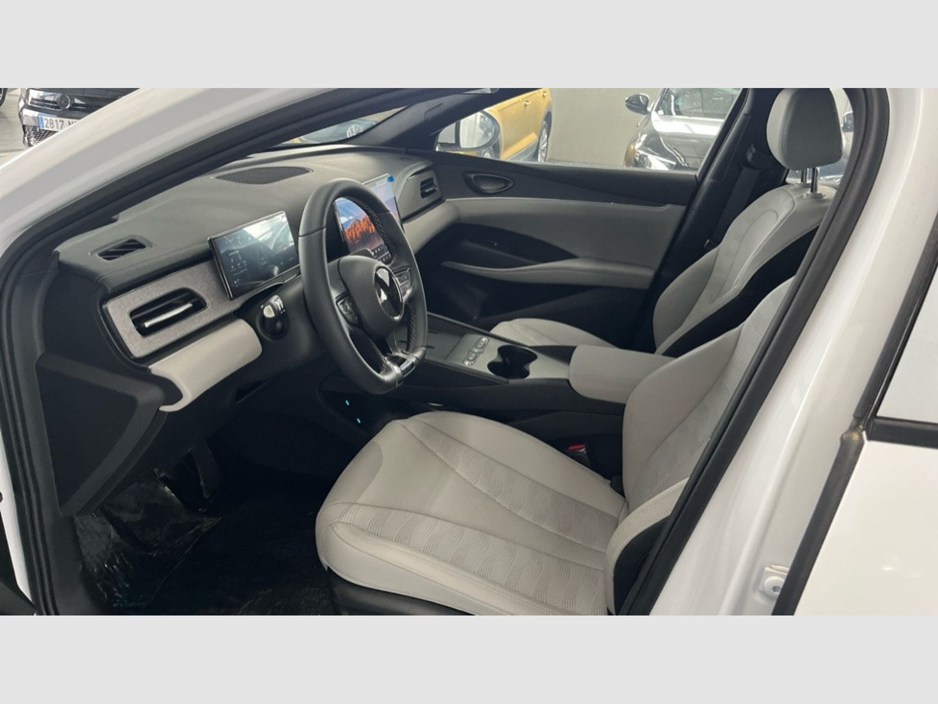 BYD Seal 6 DM-i - 11
