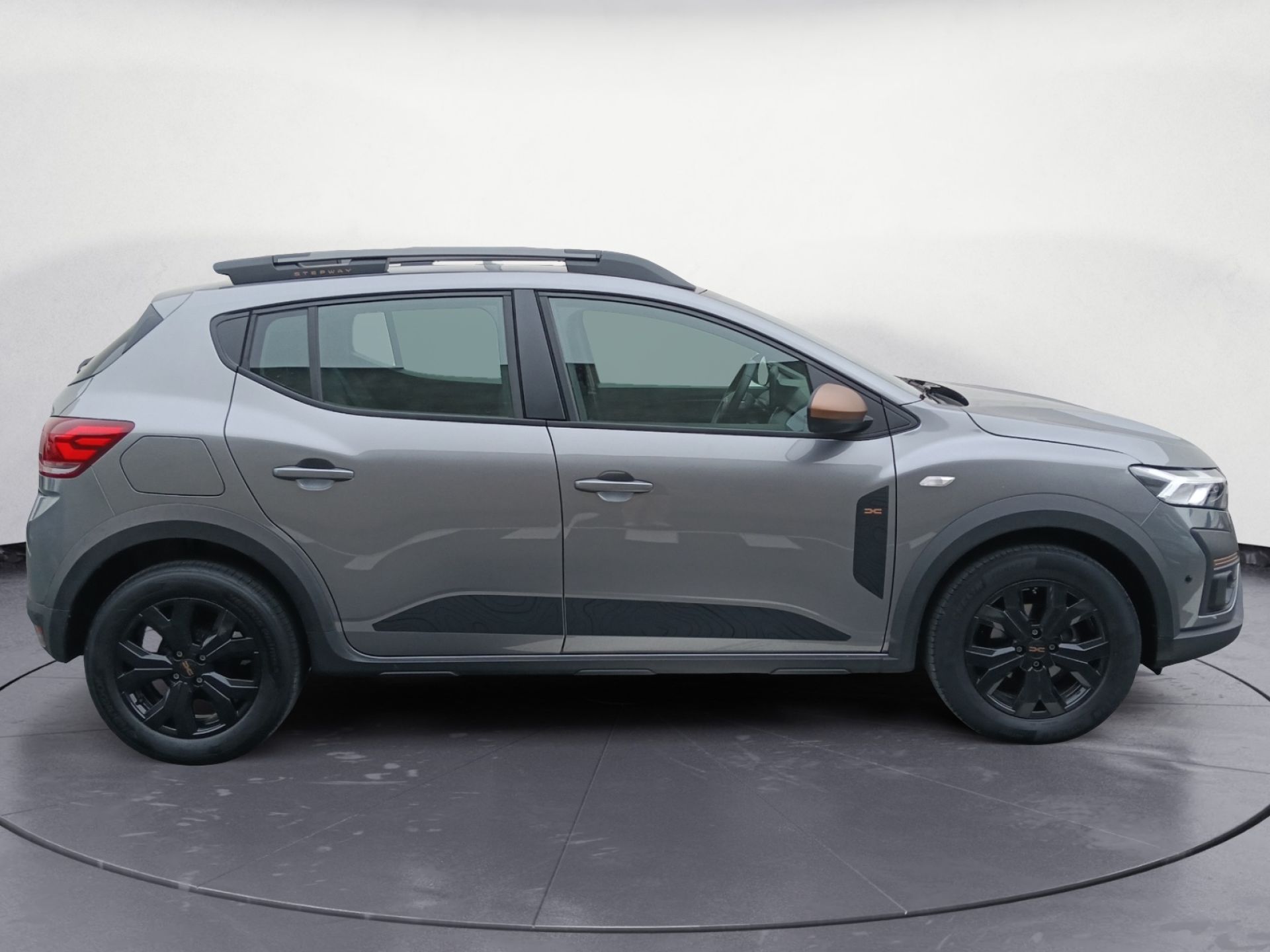 Dacia Sandero - 5
