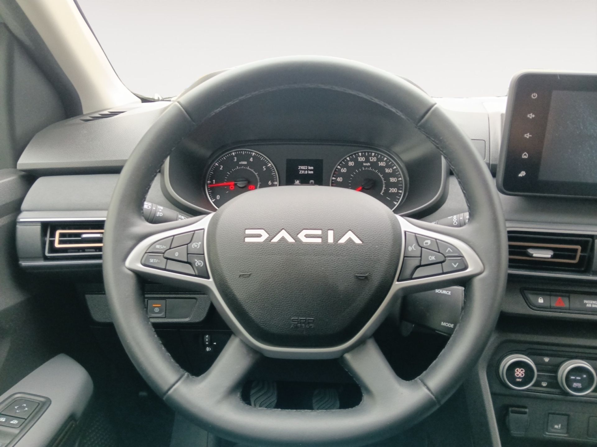 Dacia Sandero - 11