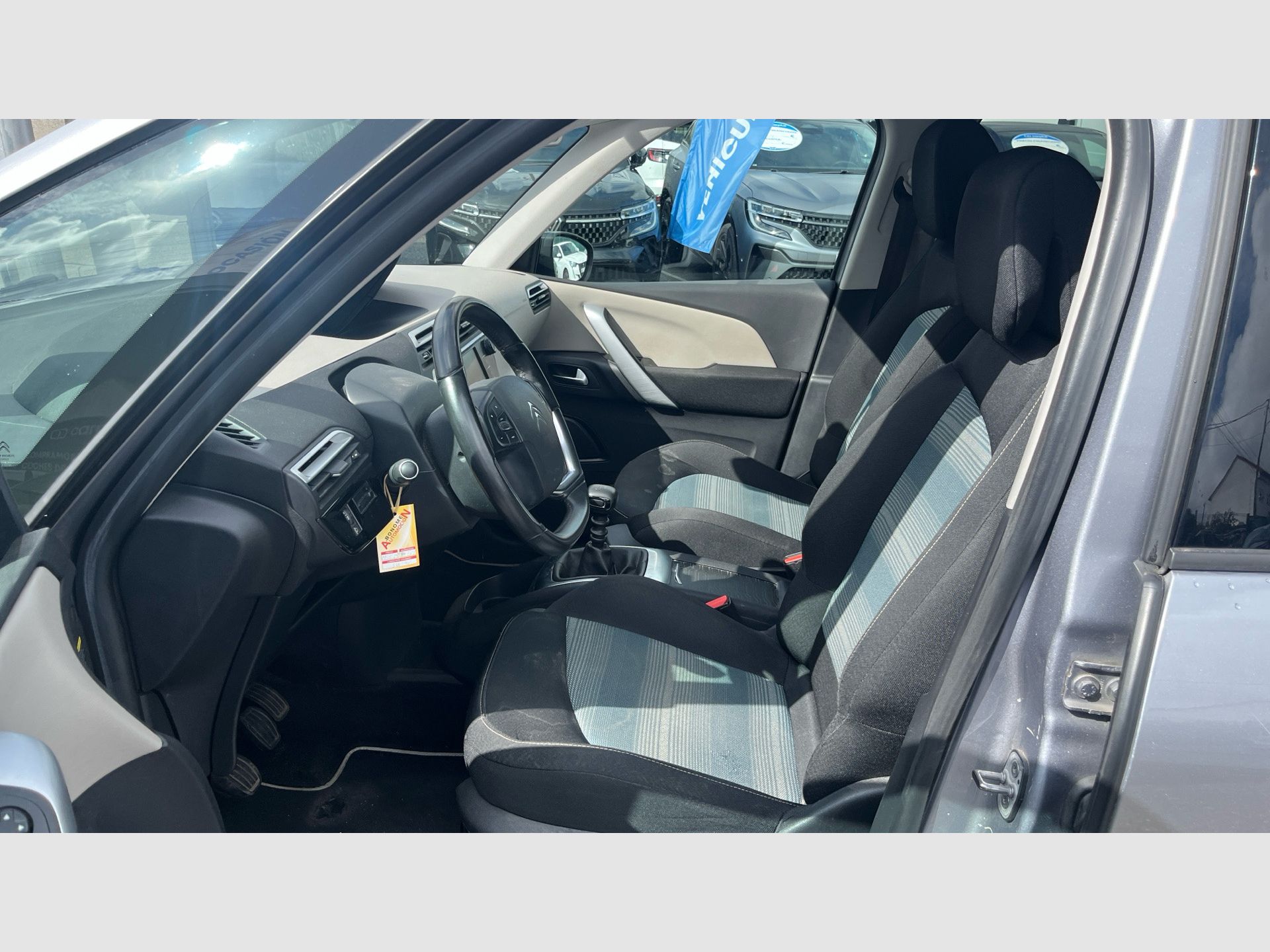 Citroën Grand C4 Spacetourer - 11