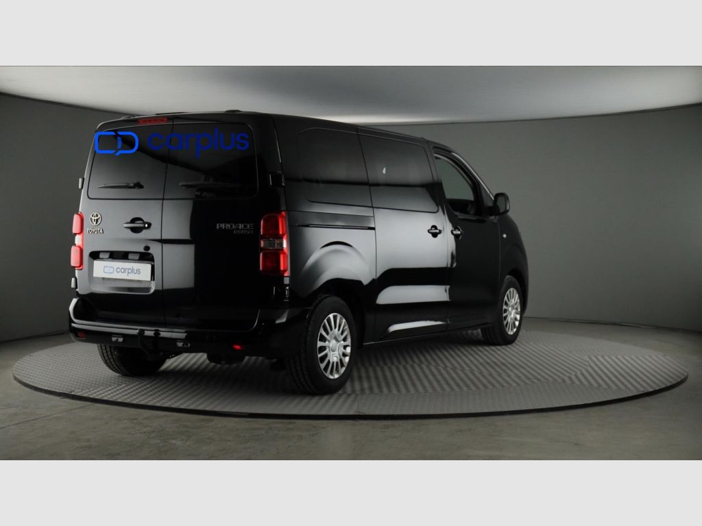 TOYOTA Proace - 7