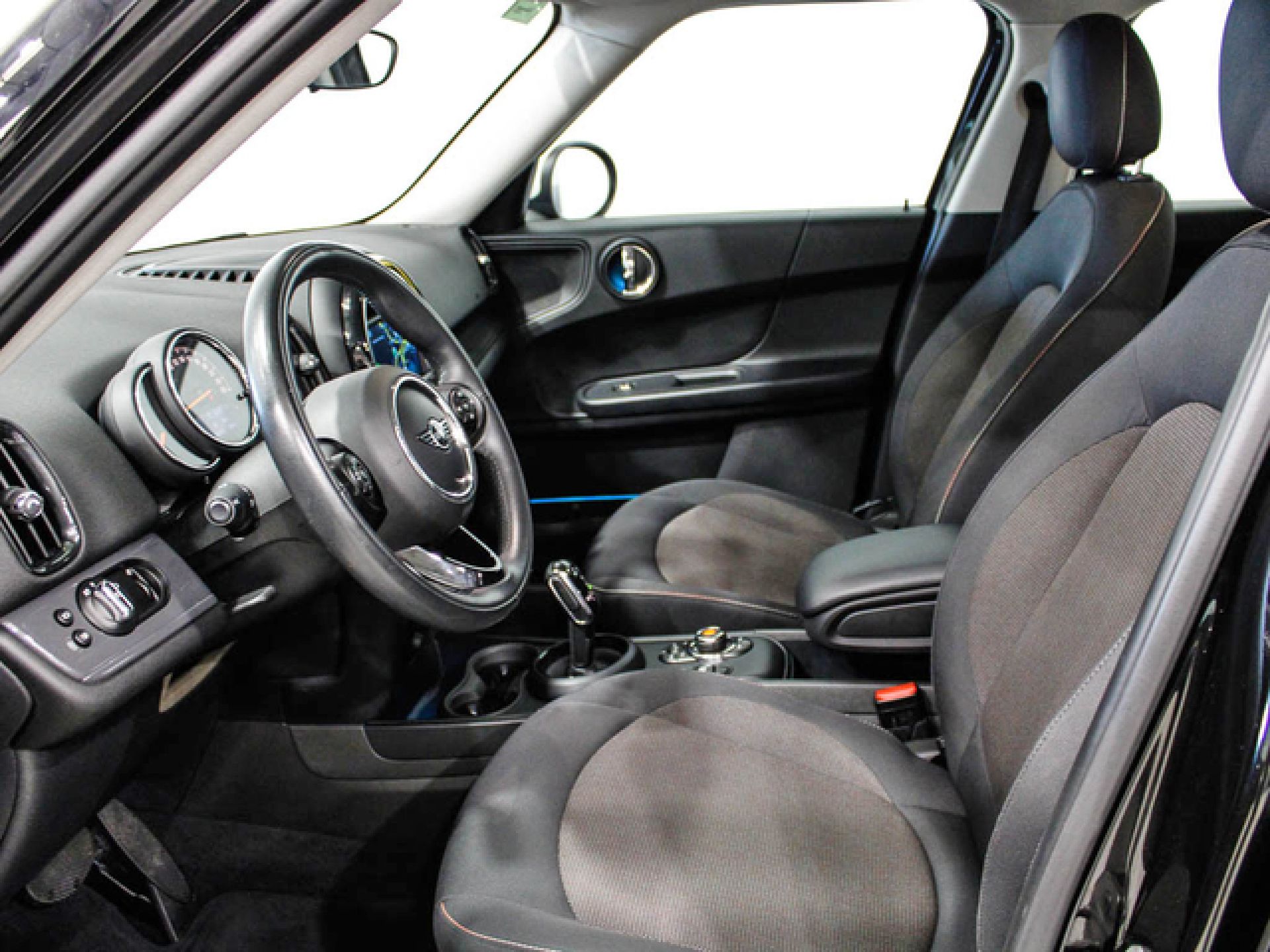 Mini Countryman - 11