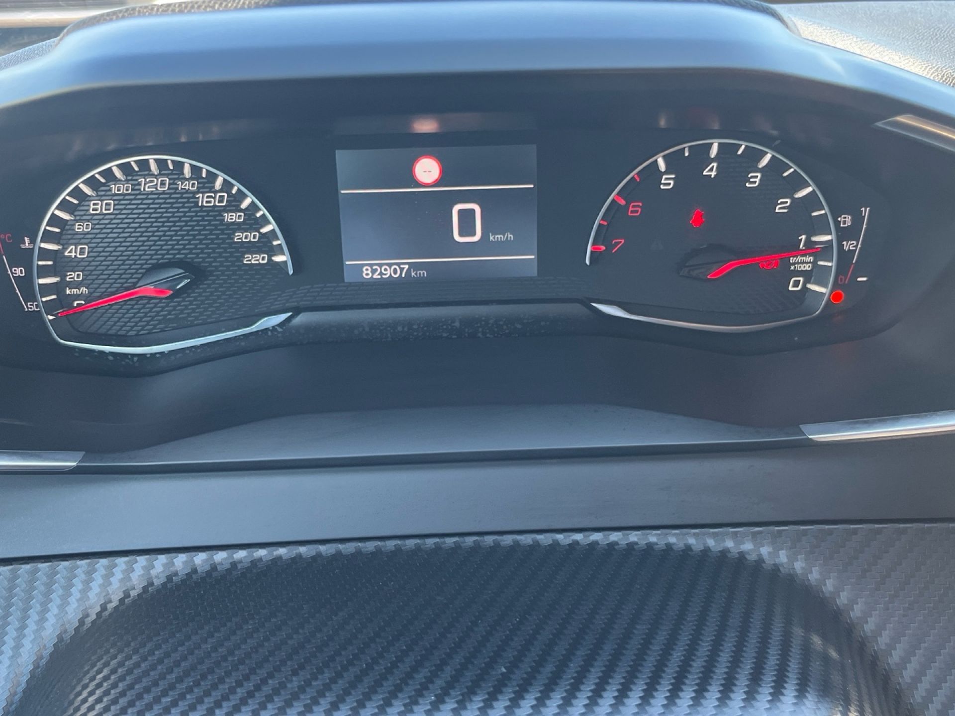 Peugeot 208 - 9