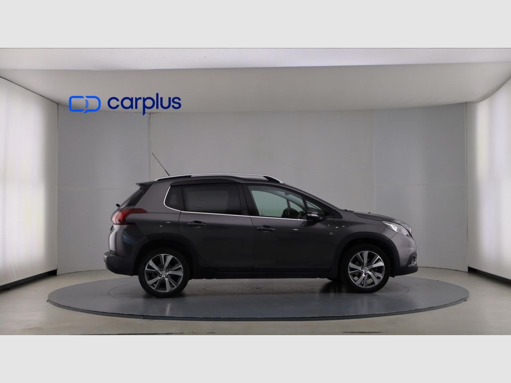 Peugeot 2008 - 8