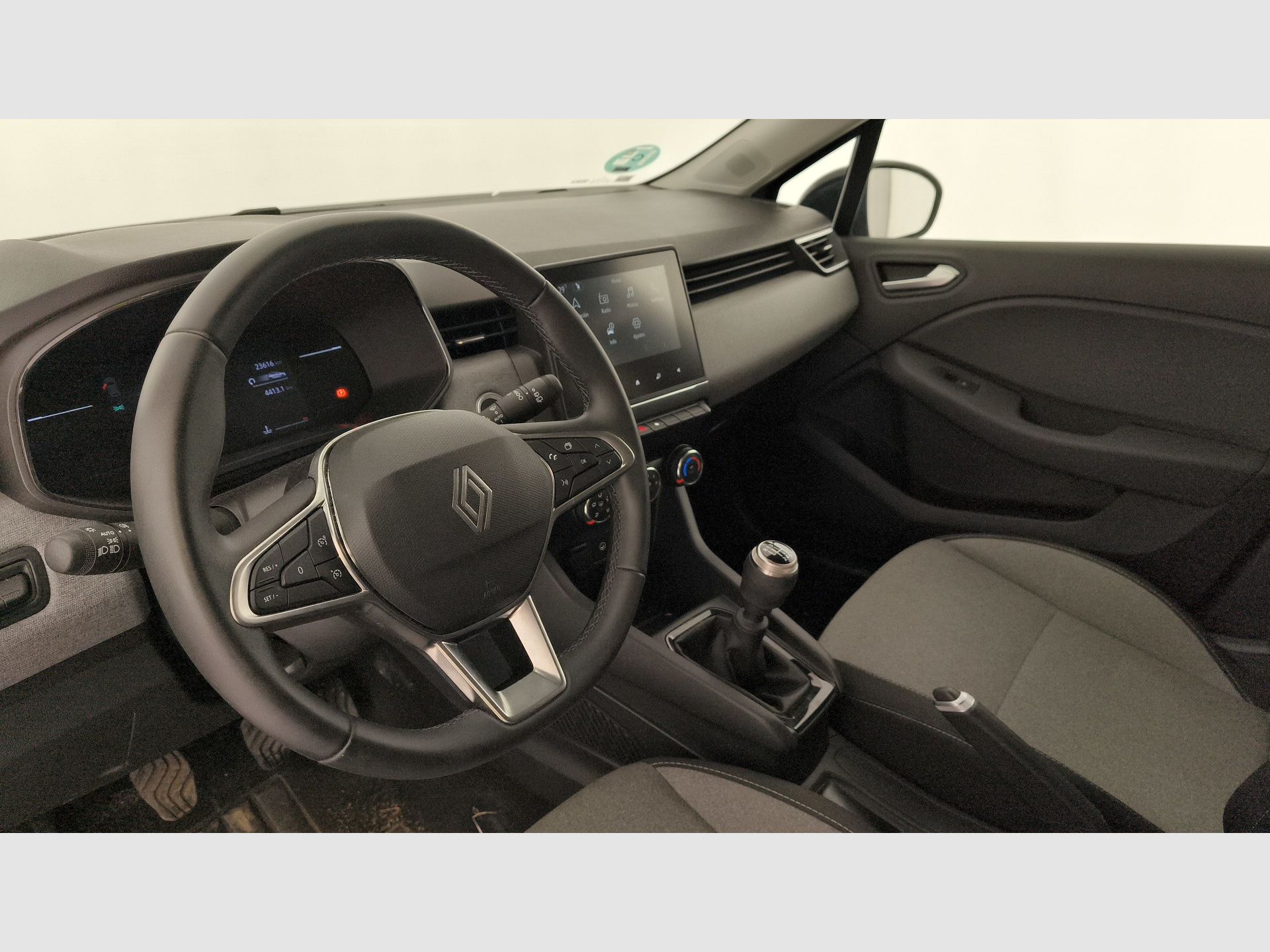 Renault Clio - 9