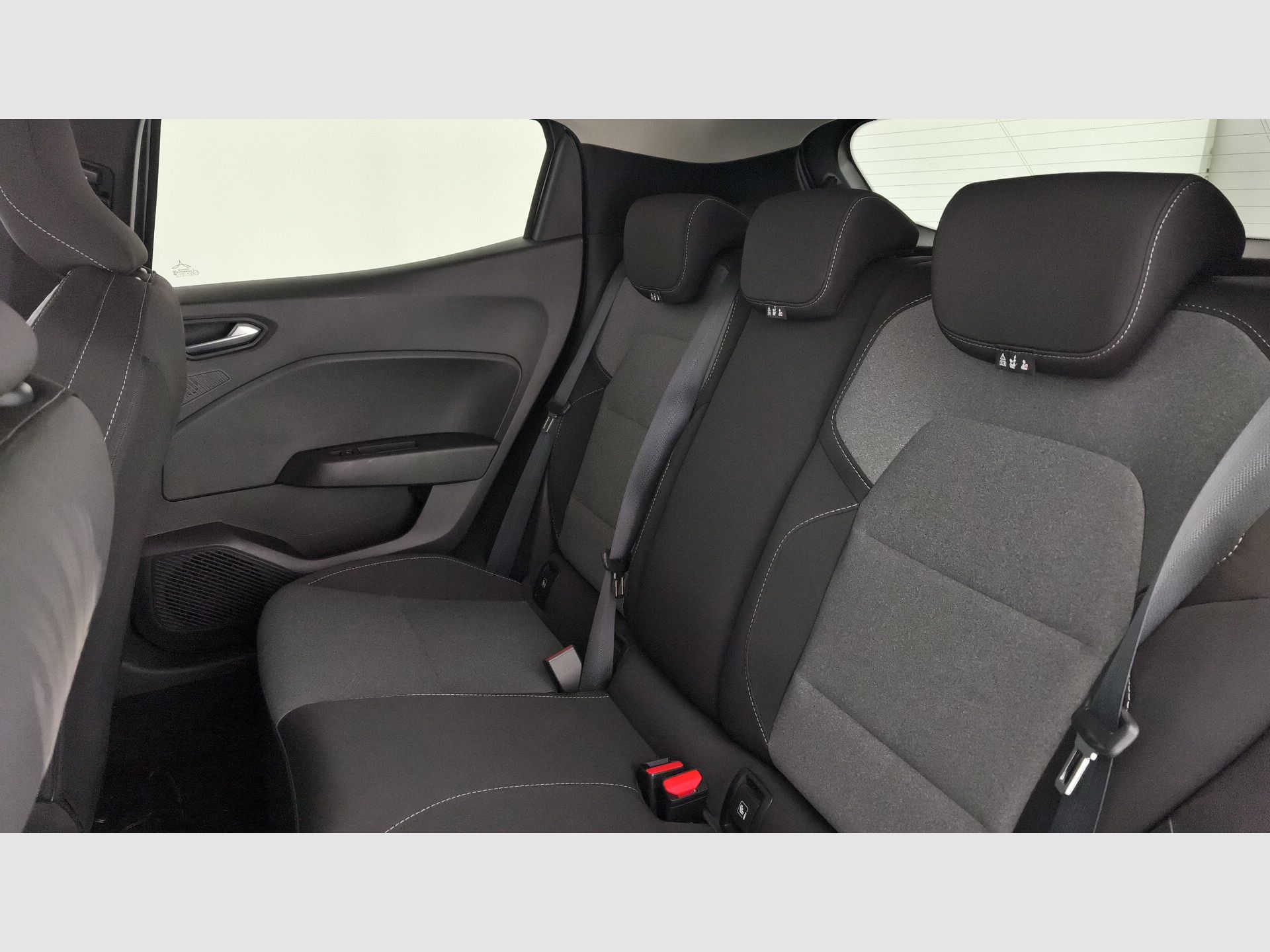 Renault Clio - 11