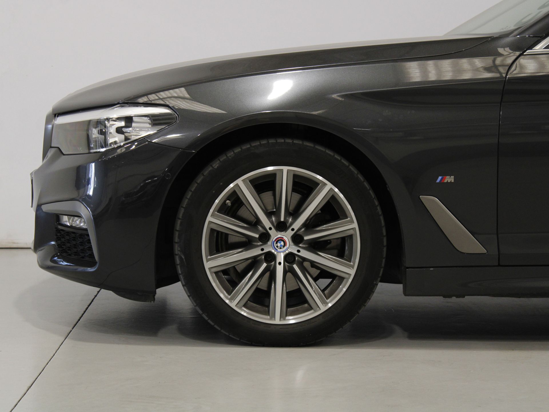 BMW Serie 5 - 8
