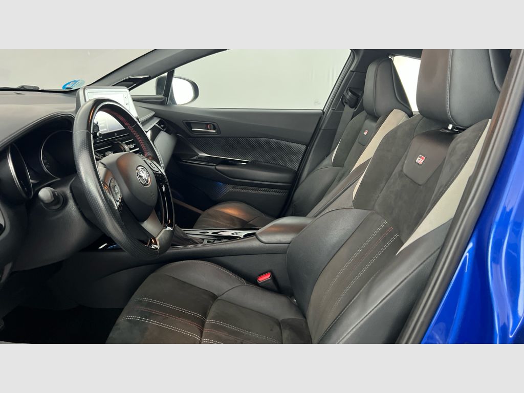 TOYOTA C-HR - 12