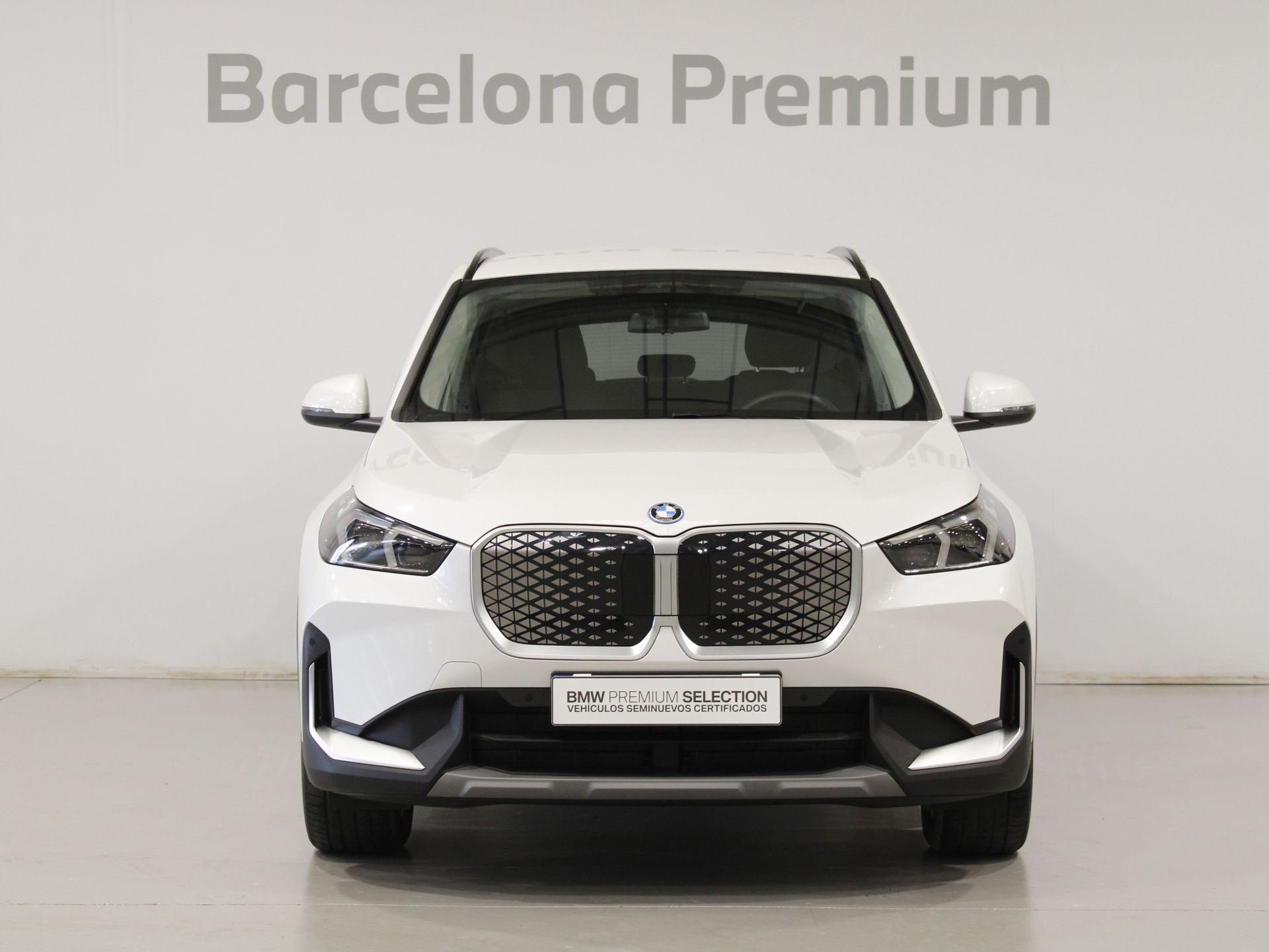BMW iX1 - 2