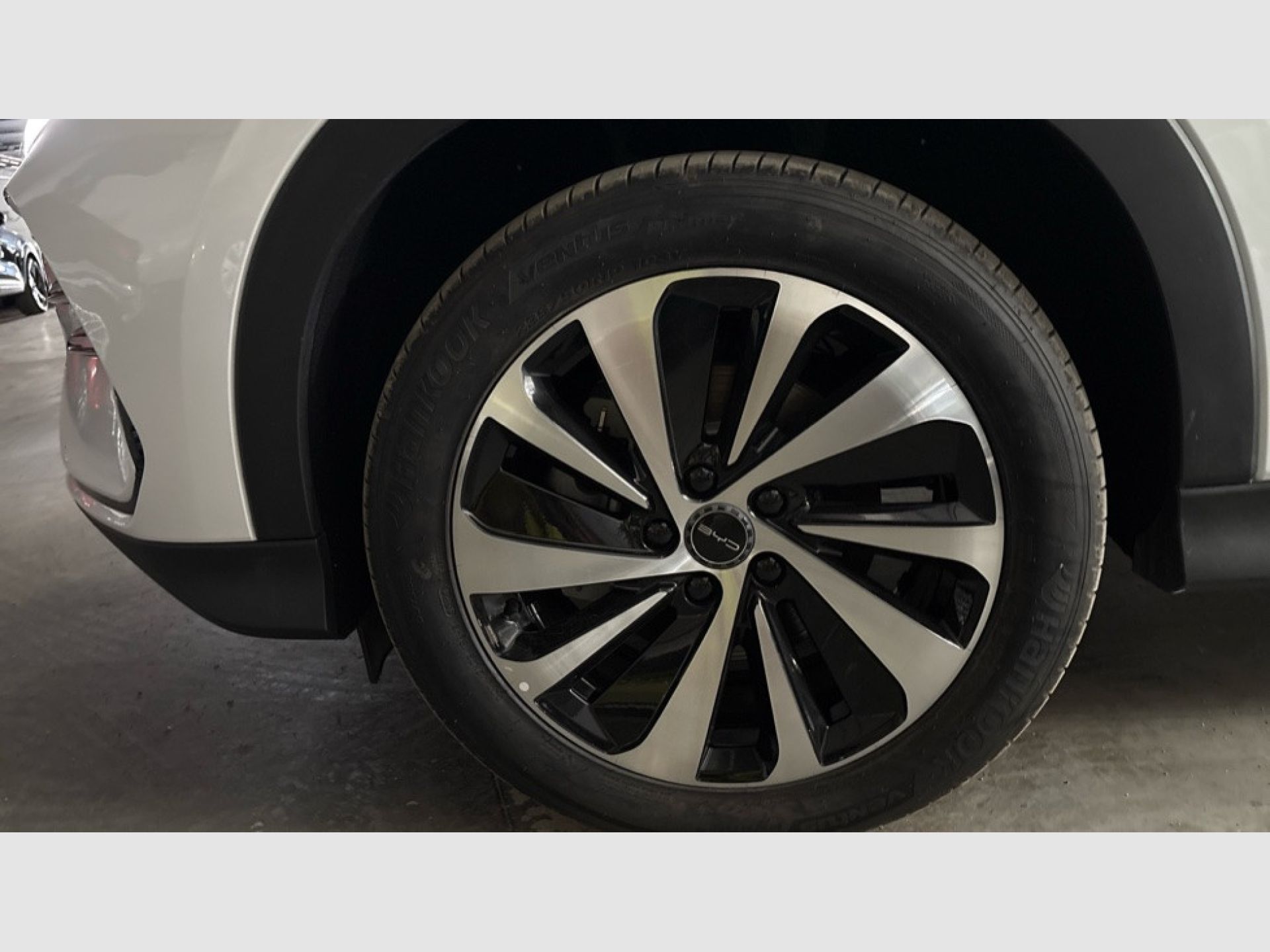 BYD Seal U DM-i - 8
