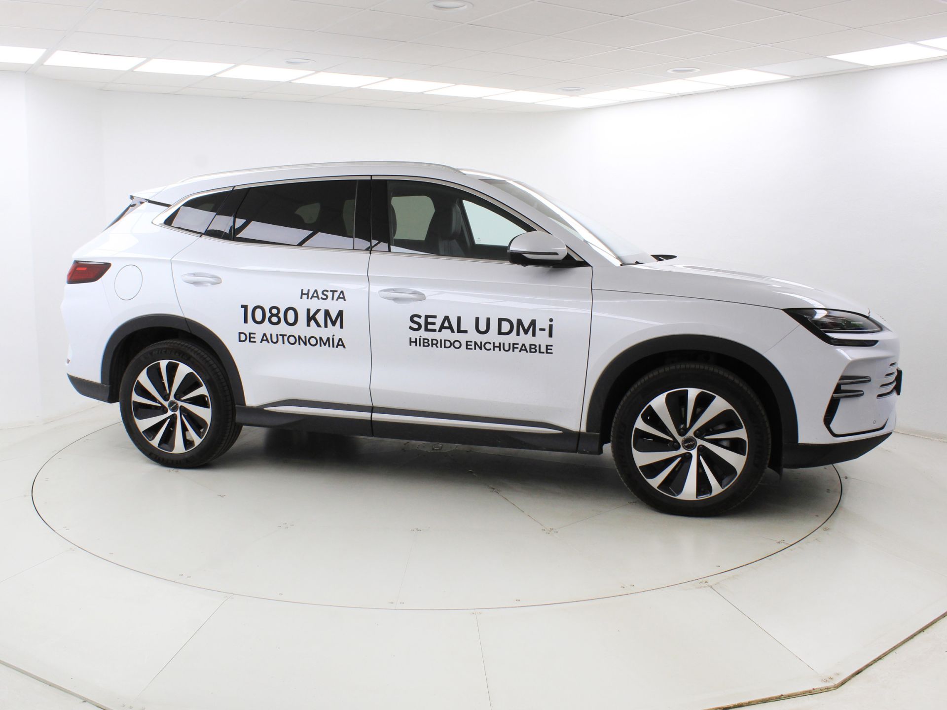 BYD Seal U DM-i - 4