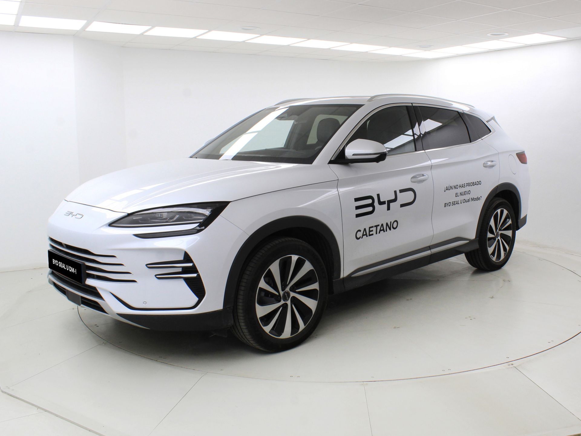 BYD Seal U DM-i - 2