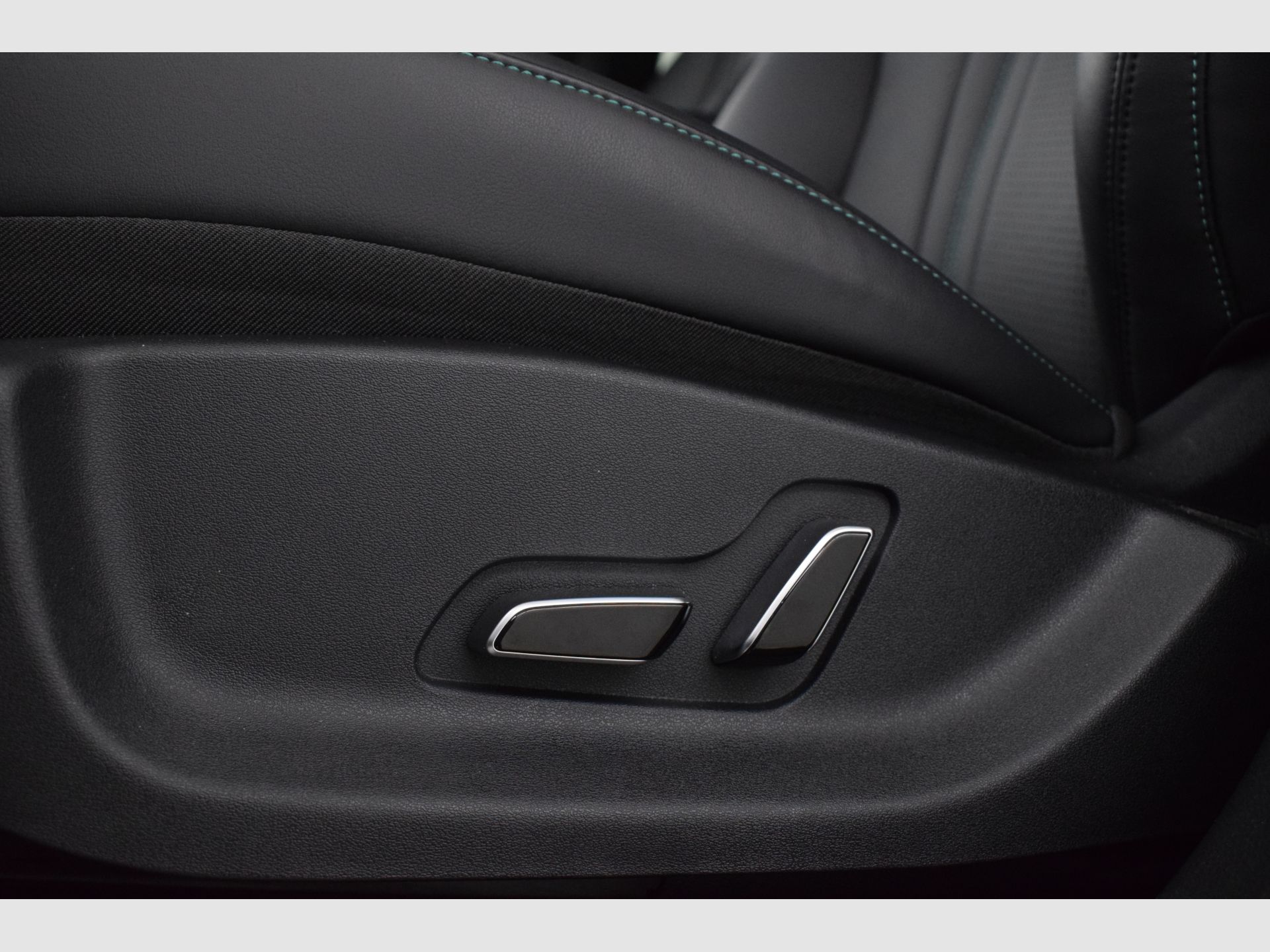 BYD Seal U DM-i - 12