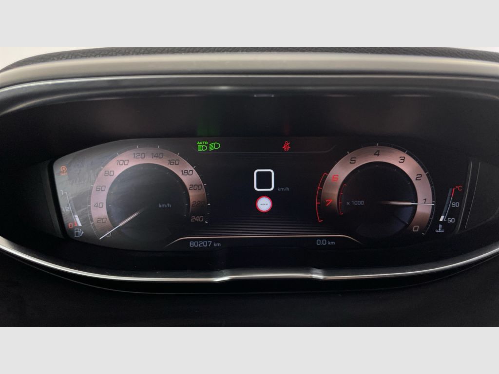 Peugeot 5008 - 10