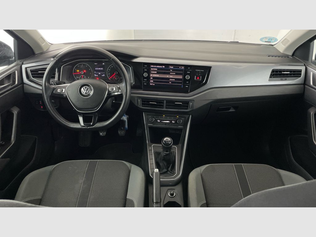Volkswagen Polo - 11
