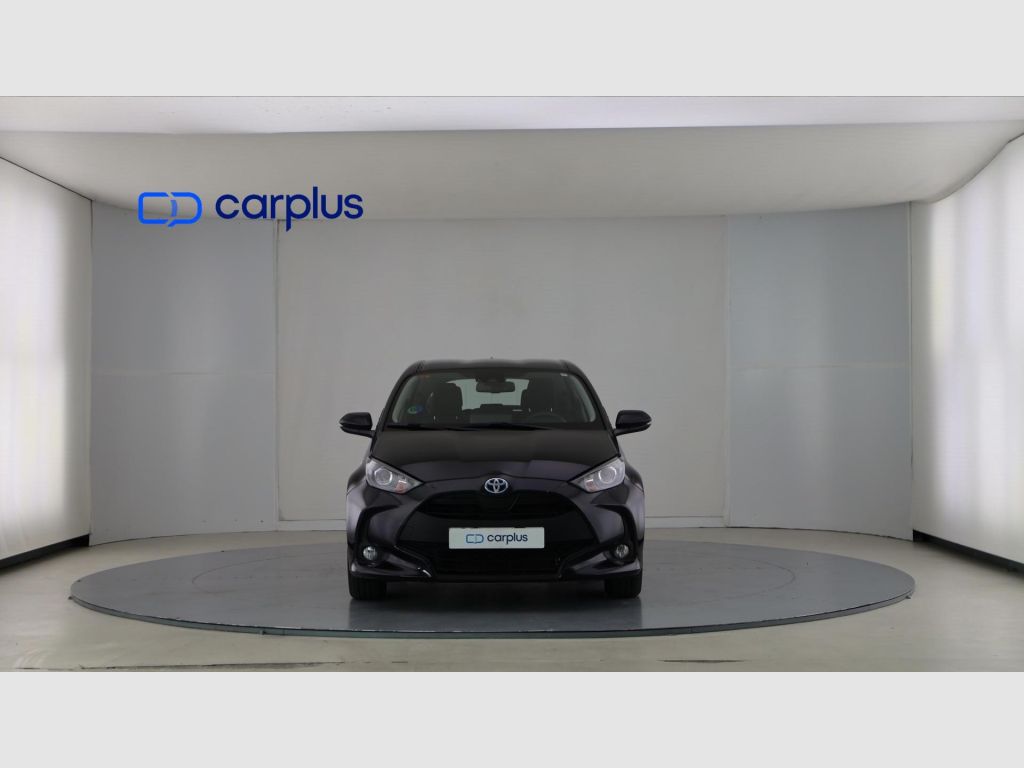 TOYOTA Yaris - 3
