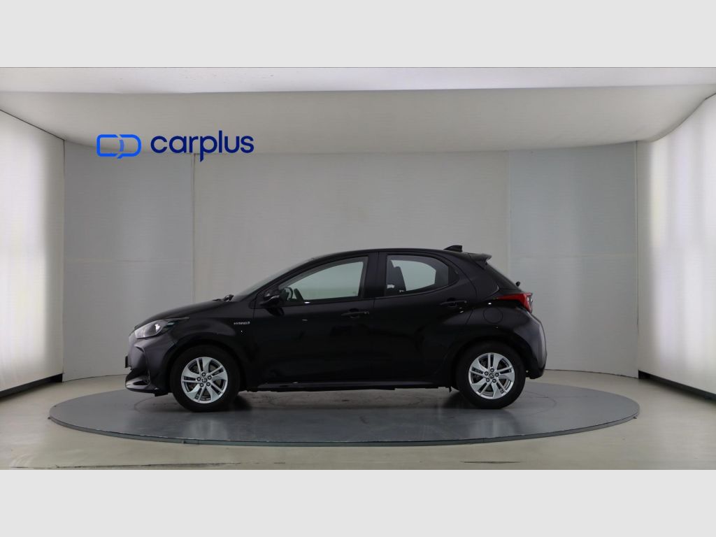 TOYOTA Yaris - 4