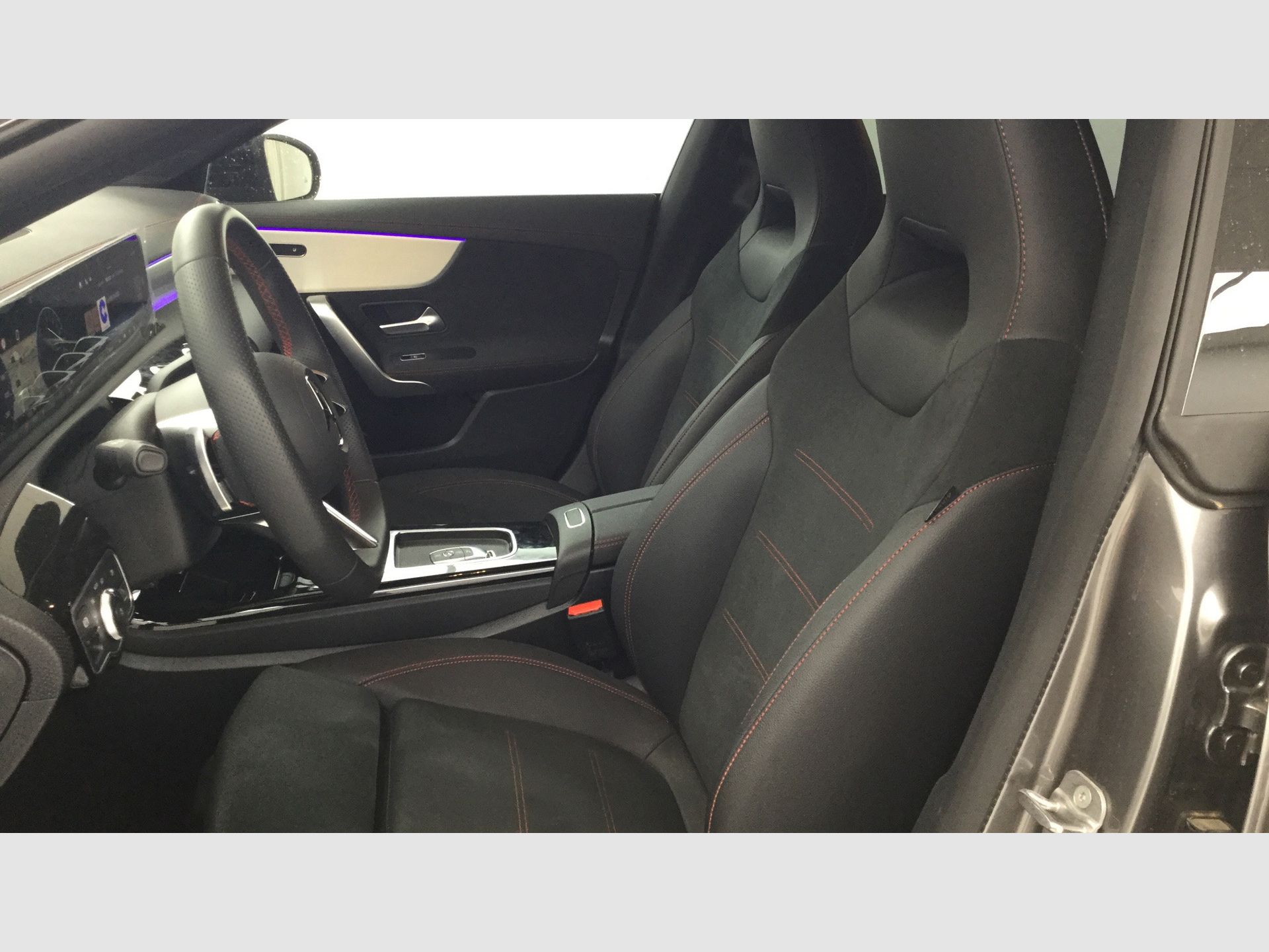 Mercedes-Benz CLA - 10