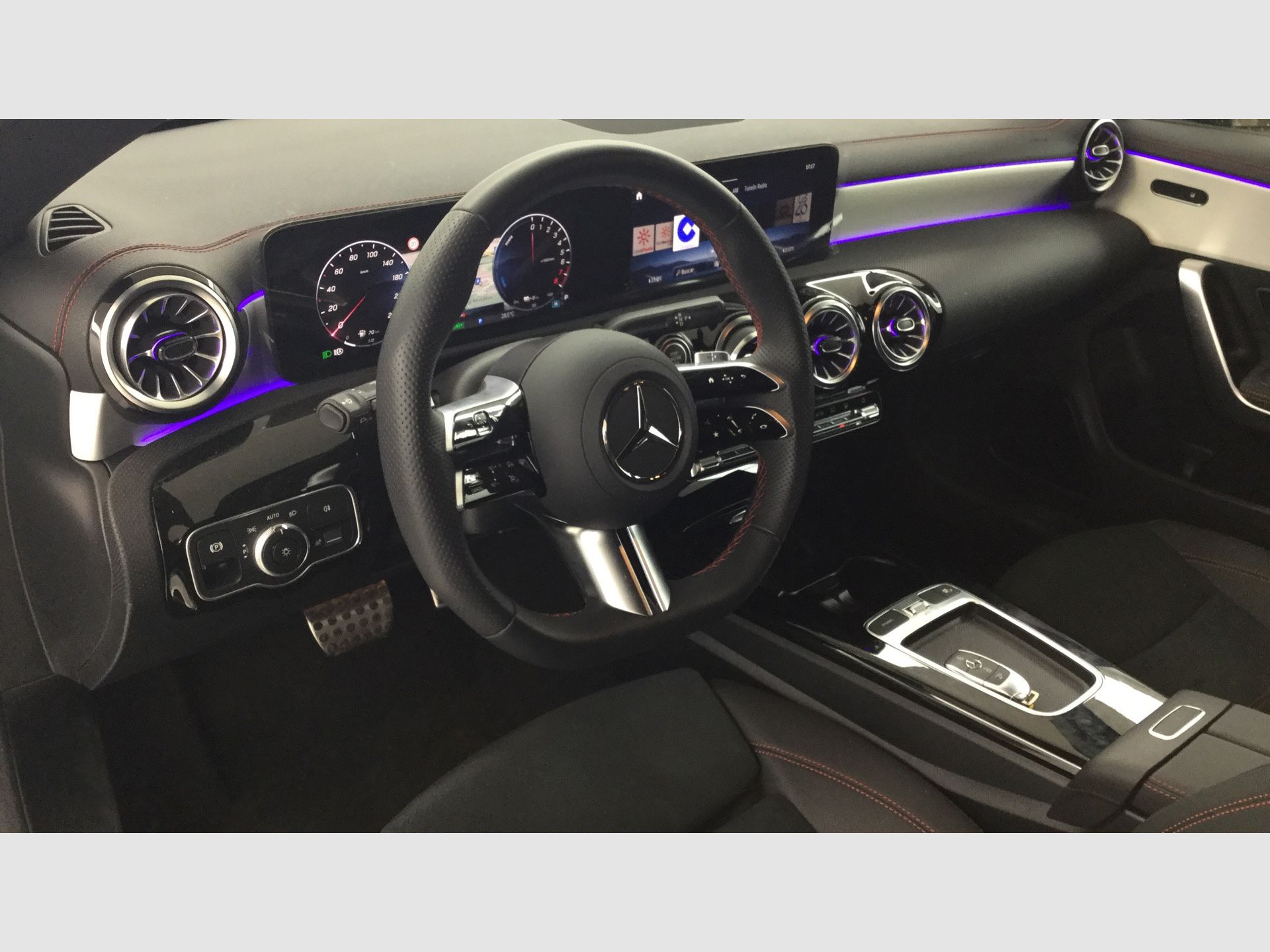 Mercedes-Benz CLA - 9