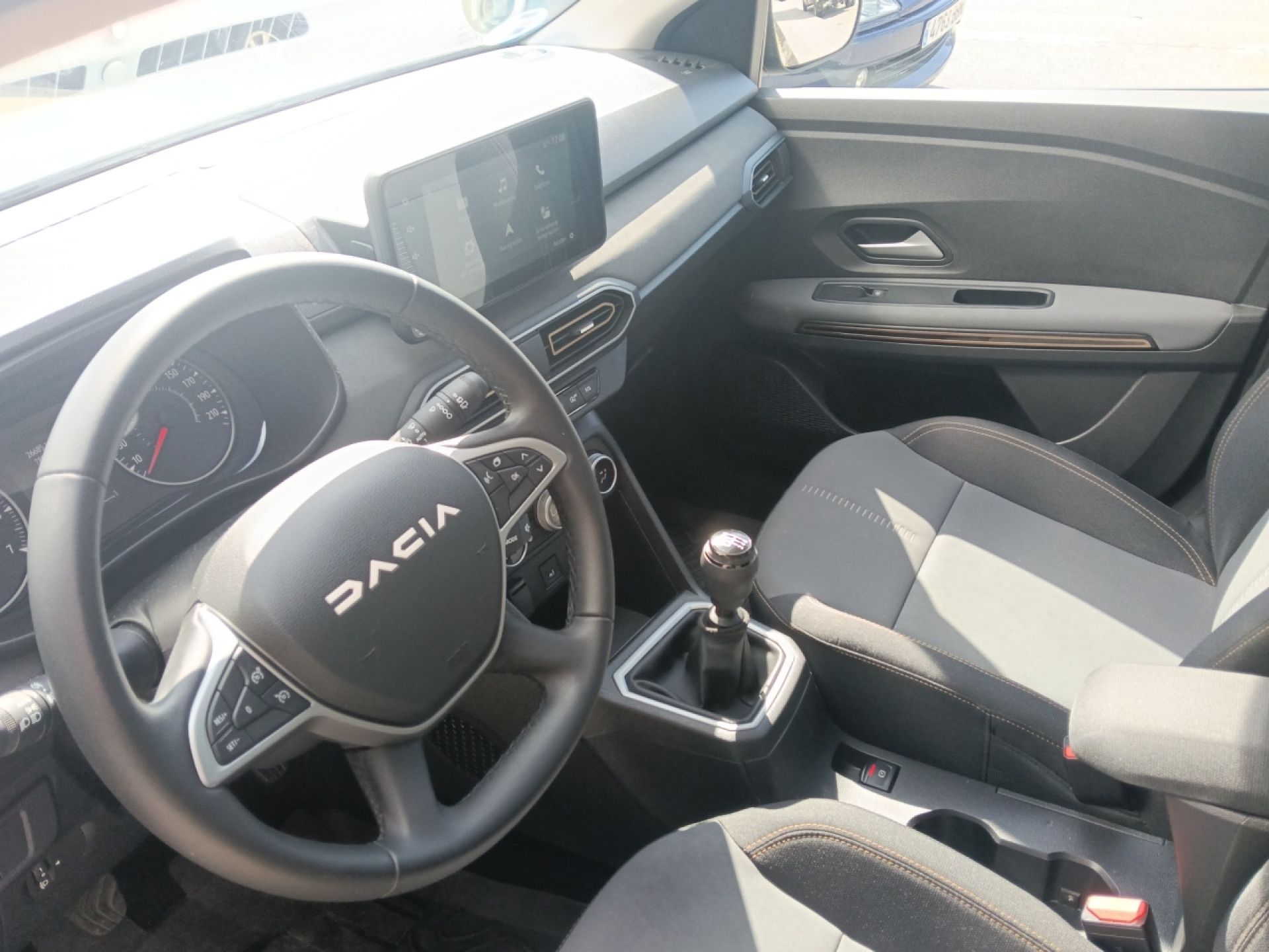 Dacia Sandero - 12